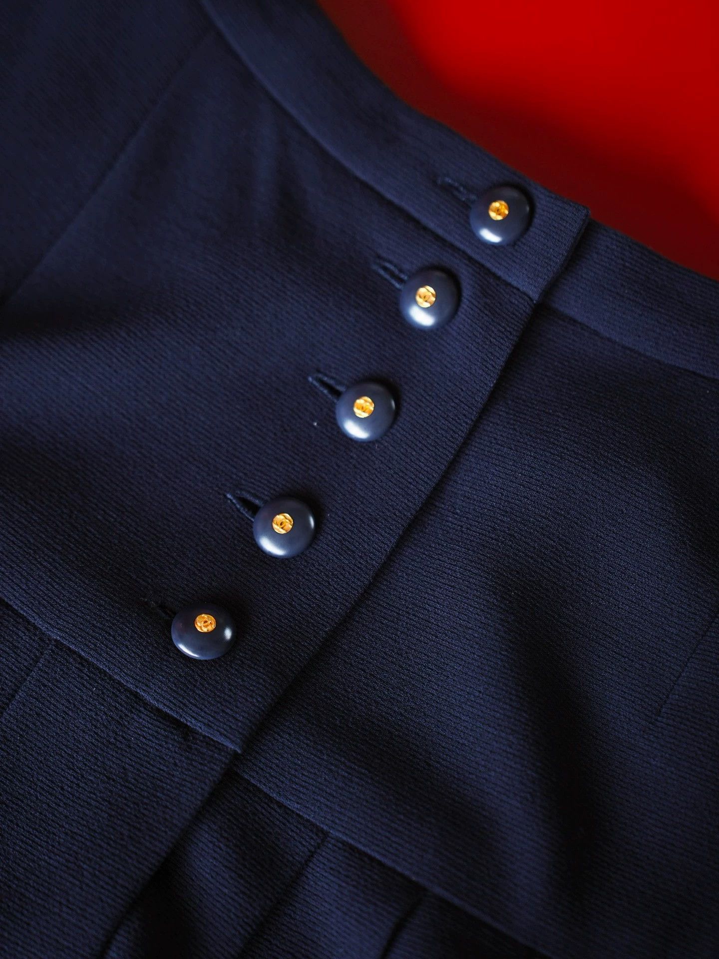 Chanel Chanel Vintage Navy Blue Wool Pleated Skirt Size M Size 27" / US 4 / IT 40 - 5 Thumbnail