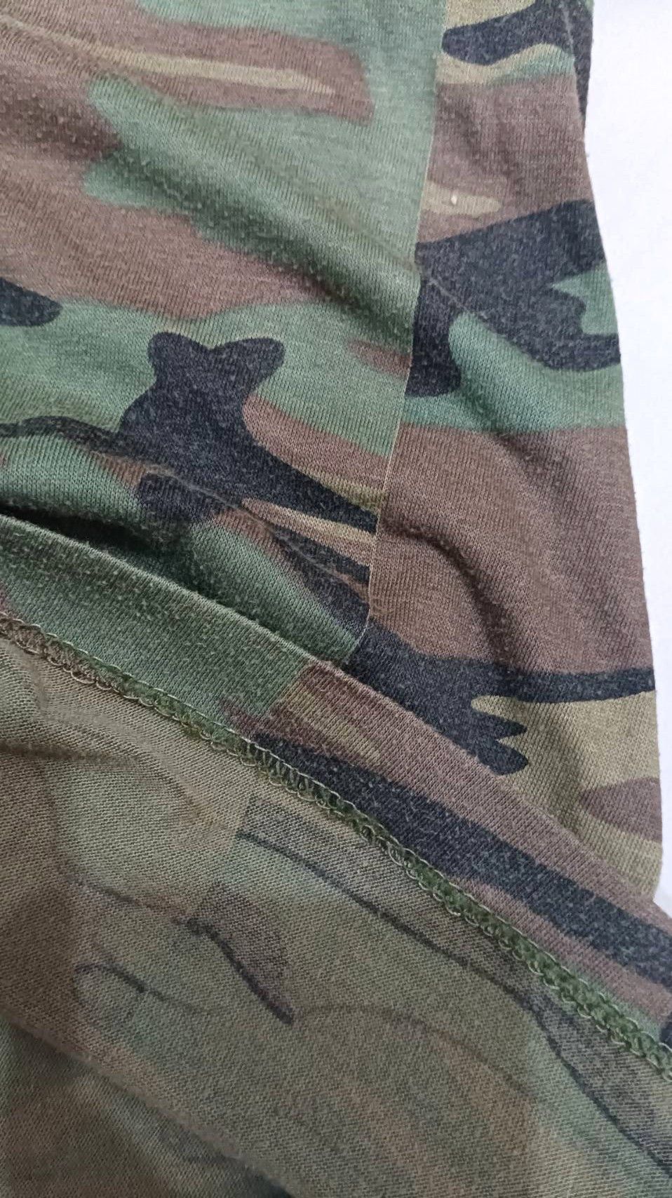 Other 90s vintage camo t shirt Size US L / EU 52-54 / 3 - 7 Thumbnail