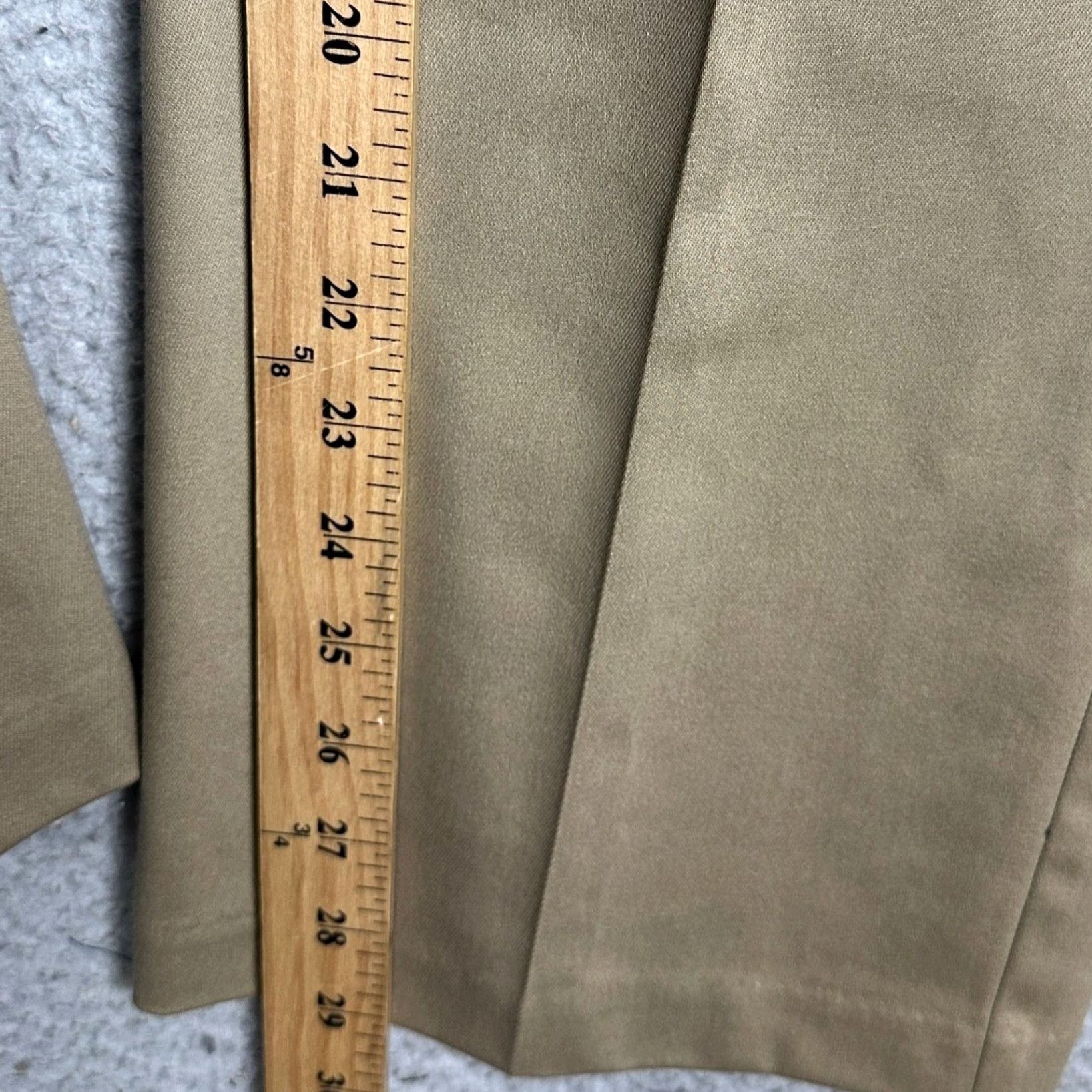 Croft & Barrow Croft & Barrow Pants Mens 36X30 Khakis Flat Front Classic Fit Stretch Beige Chino Trousers Business Casual Workwear Size US 36 / EU 52 - 6 Thumbnail