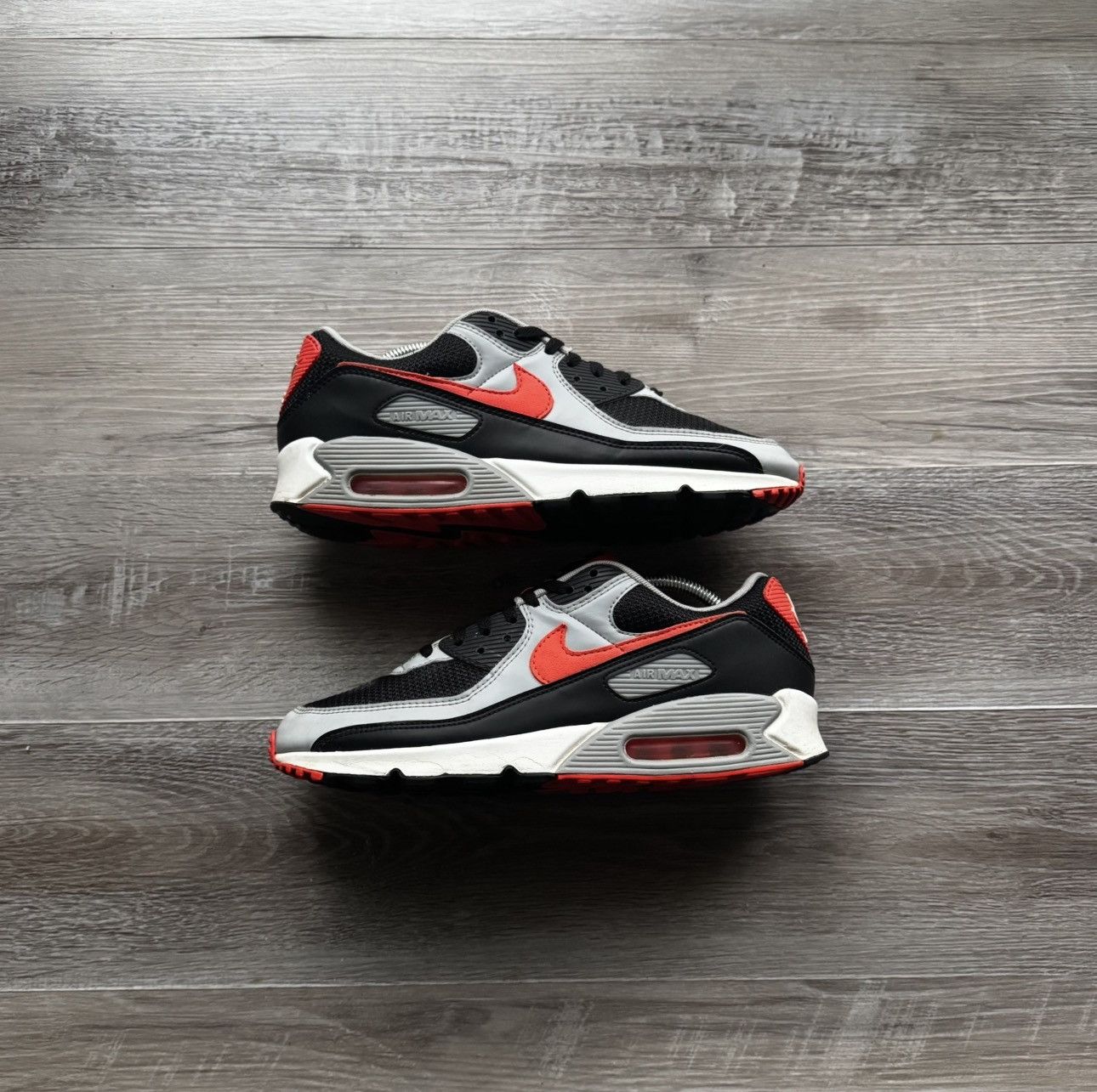 NIKE • Air Max 90 