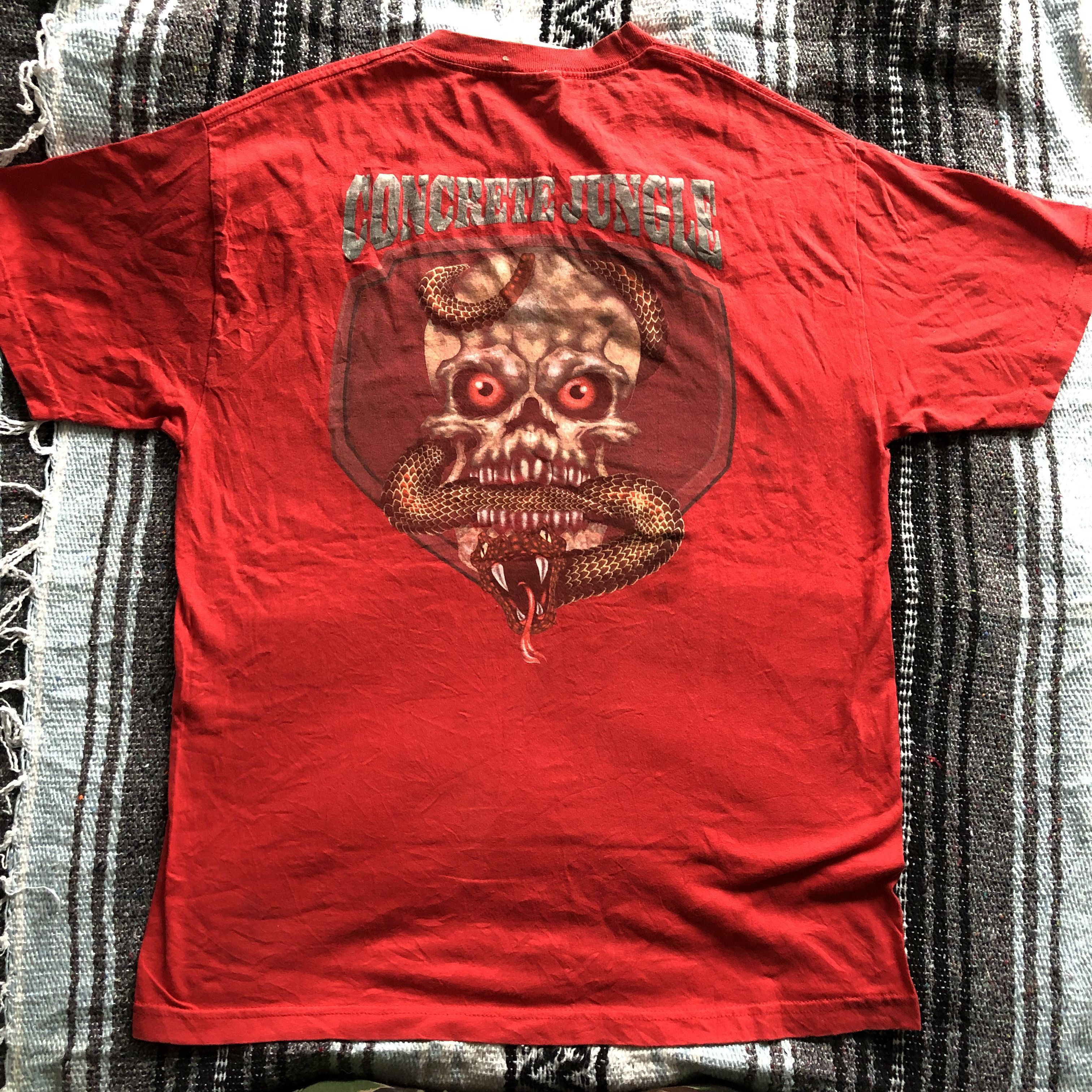 Vintage Vintage 90s Concrete Jungle designer art graphic tee shirt Size US L / EU 52-54 / 3 - 1 Thumbnail