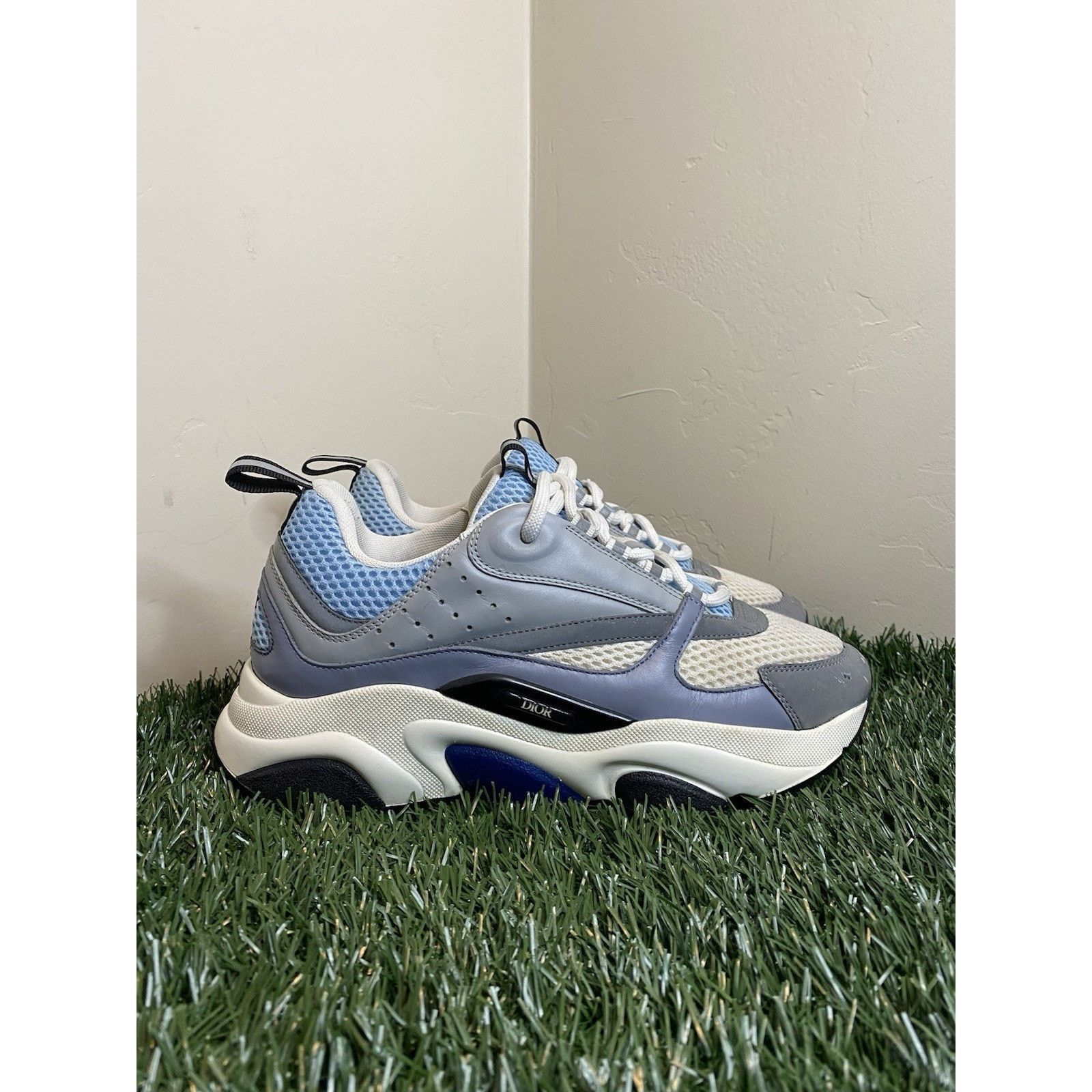Dior Dior B22 ‘White Blue’| Size 39 EU ( 6 US ) Size US 6 / EU 39 - 1 Thumbnail