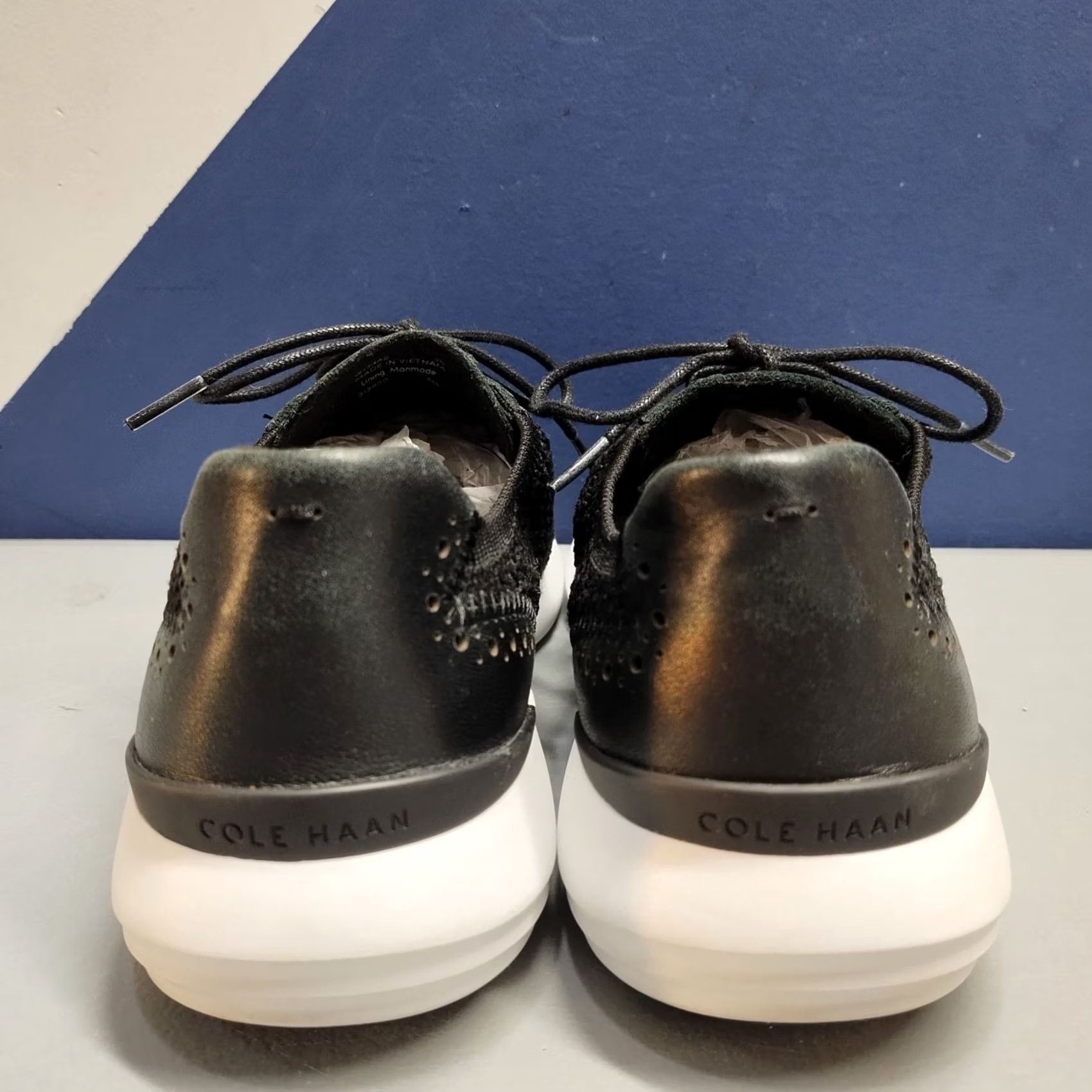 Cole Haan Cole Haan Grand OS Ella Knit Sneakers Womens Size 9 Black White Lace Up W13480 Size US 9 / IT 39 - 5 Thumbnail