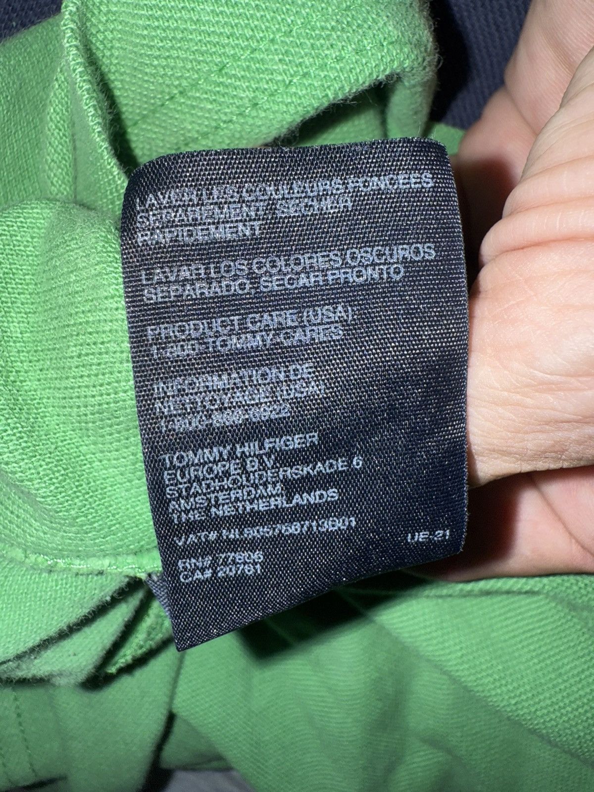 Tommy Hilfiger Vintage Tommy Hilfiger Embroidered Polo Size Large Size US L / EU 52-54 / 3 - 9 Thumbnail