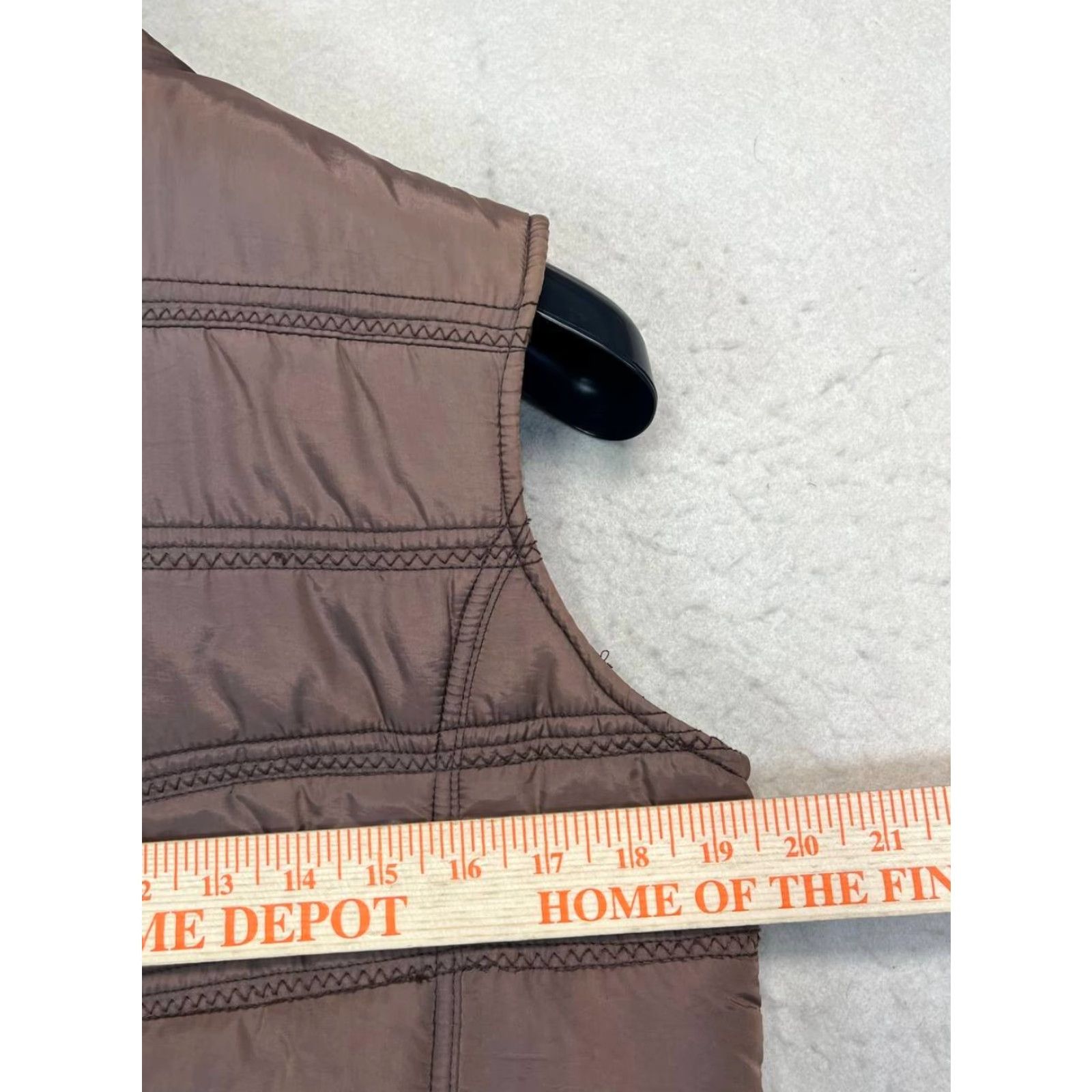 Mossimo Mossimo Supply Co Puffer Vest Womens L Blue Solid Sleeveless Full Zip Pockets Outdoor Fall Winter Spring Casual Size L / US 10 / IT 46 - 4 Thumbnail
