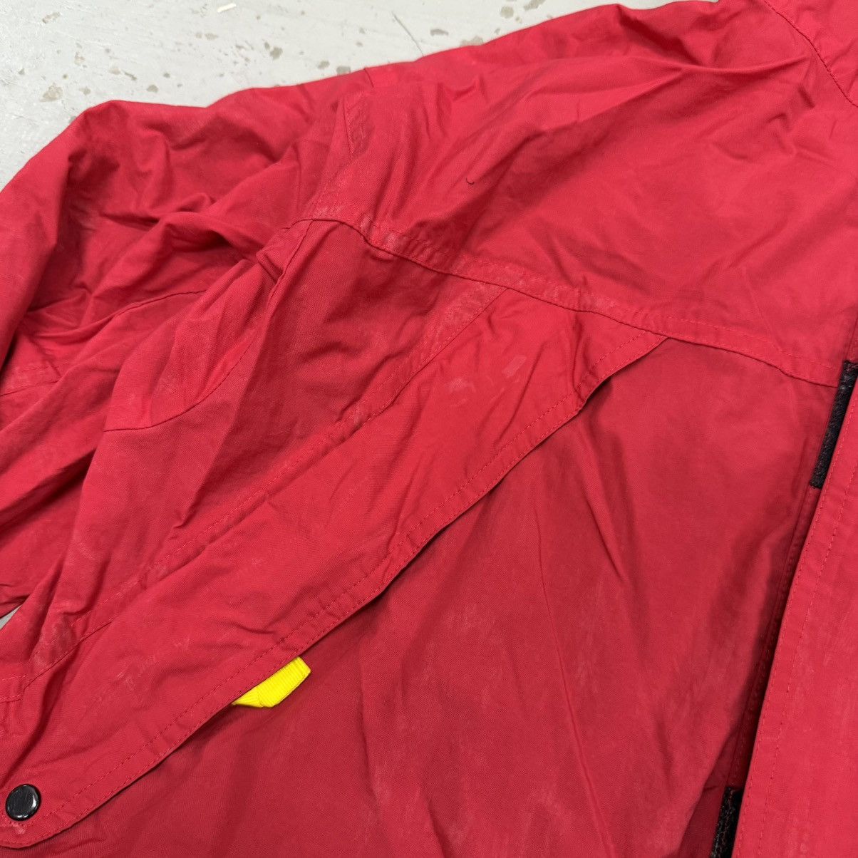 Marlboro 🔥Send OFFERS🔥Marlboro Adventure Team Spell Out Jacket Size US XL / EU 56 / 4 - 13 Thumbnail