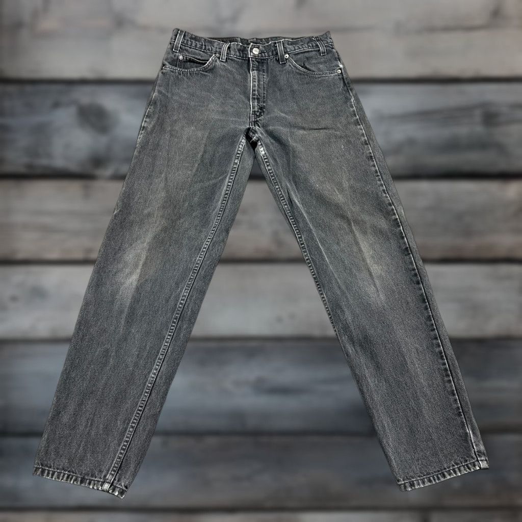 Levi's VINTAGE Levi's 550 Jeans Men 34x32 Black Relaxed Tapered Distressed 90s Jeans Size US 34 / EU 50 - 1 Thumbnail