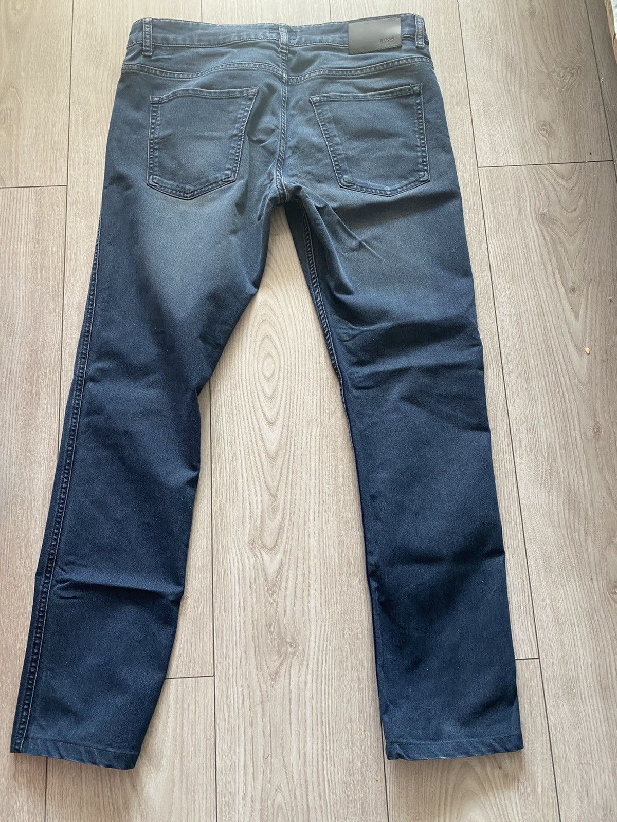 Hugo Boss Hugo Boss Jeans, Size 33/32, Excellent Condition Size US 33 - 3 Thumbnail