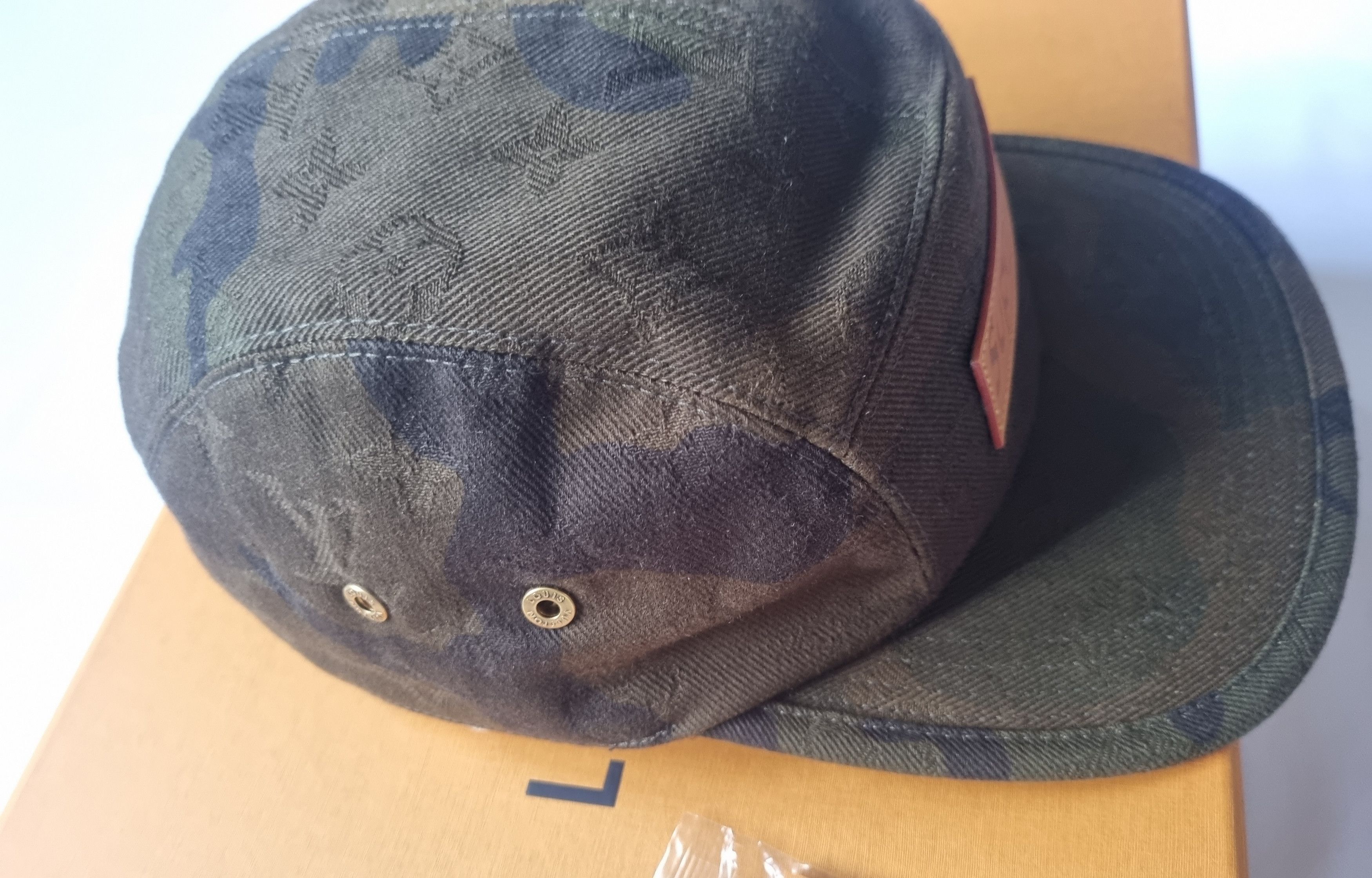 Louis Vuitton × Supreme Louis Vuitton Supreme Camouflage Monogram Camp Cap Size ONE SIZE - 5 Thumbnail