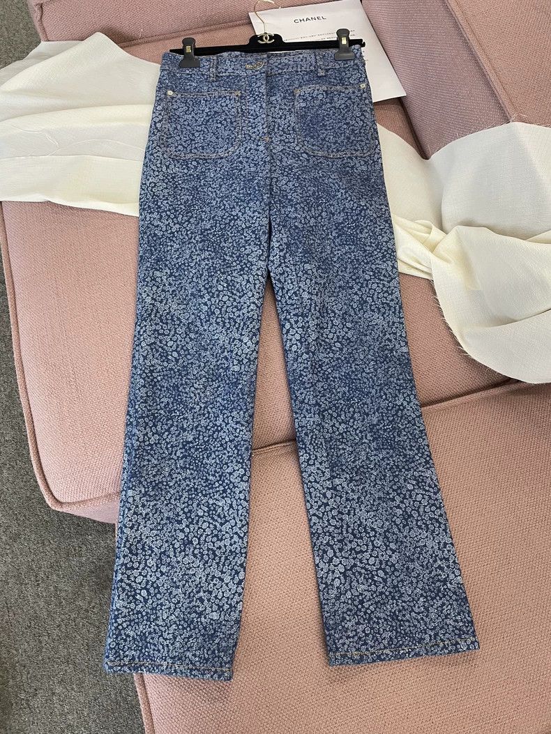 Chanel Chanel 21B Blue Camellia Print Jeans Size US 36 / EU 52 - 1 Thumbnail
