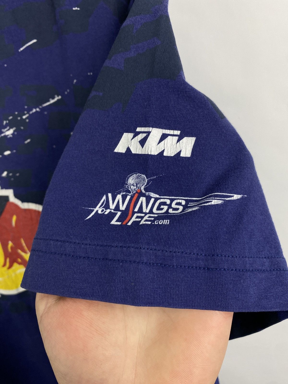 Red Bull 🇺🇸 Vintage Y2K Kini Red Bull KTM MX Racing Rare T-Shirt Size US L / EU 52-54 / 3 - 7 Thumbnail