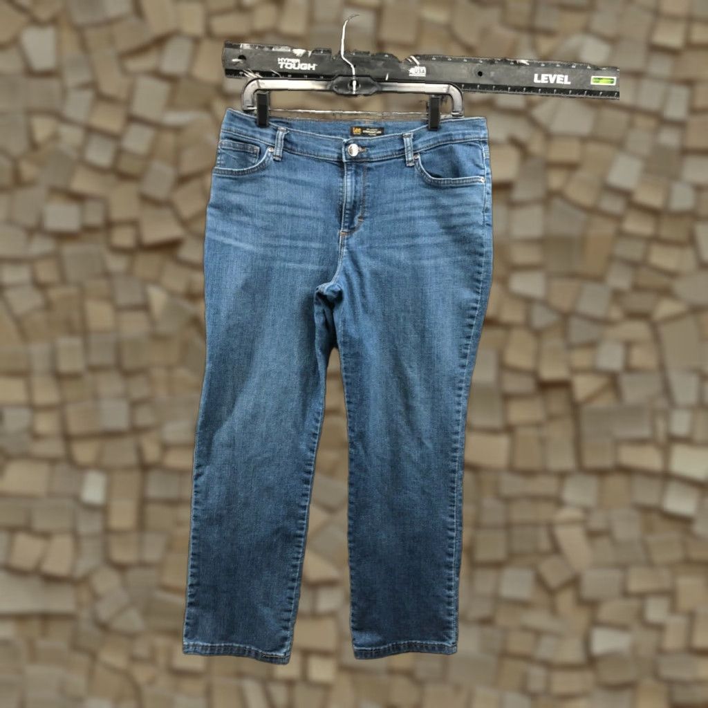 Lee Lee Relaxed Fit Straight Jeans Petite 12P Blue Denim Womens Jeans Size 34" / US 12 / IT 48 - 1 Thumbnail