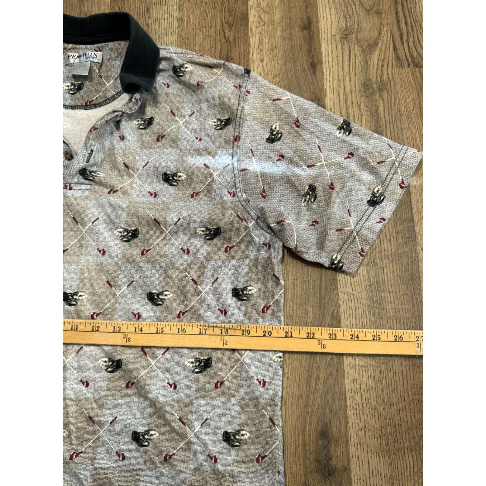 Vintage Penguin Sport Shirt Polo Shirt Men's Large Grey White Red Short Sleeve Printed Polo Shirt Casual Mens Regular Cotton Logo Vintage: No Size US L / EU 52-54 / 3 - 7 Thumbnail