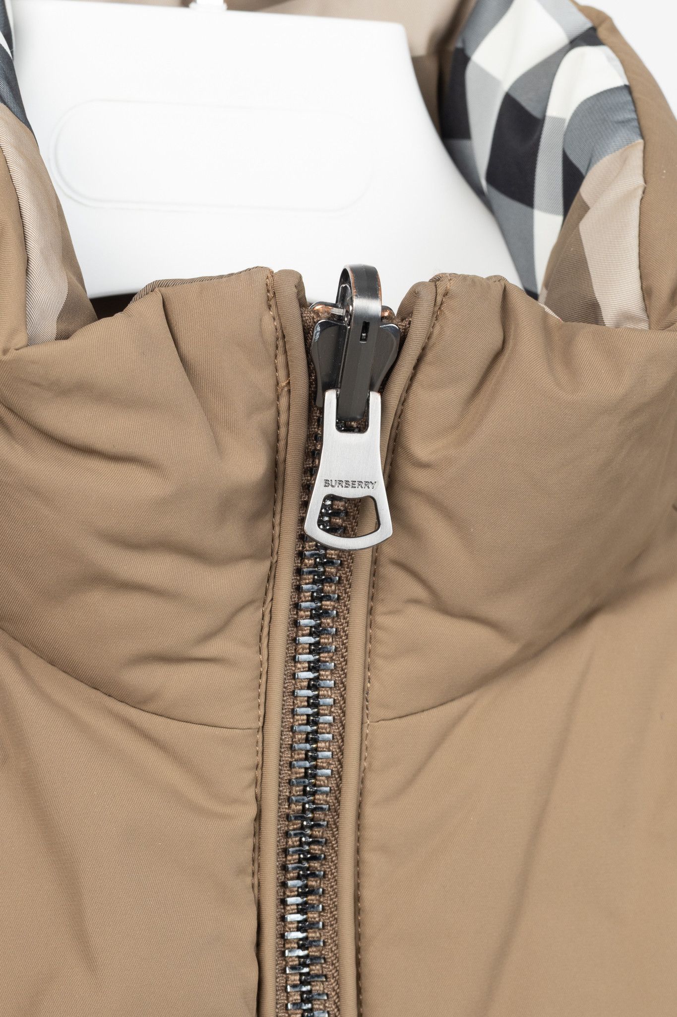 Burberry Burberry Iver Reversible Tan Check Down Puffer Jacket Size M / US 6-8 / IT 42-44 - 13 Thumbnail