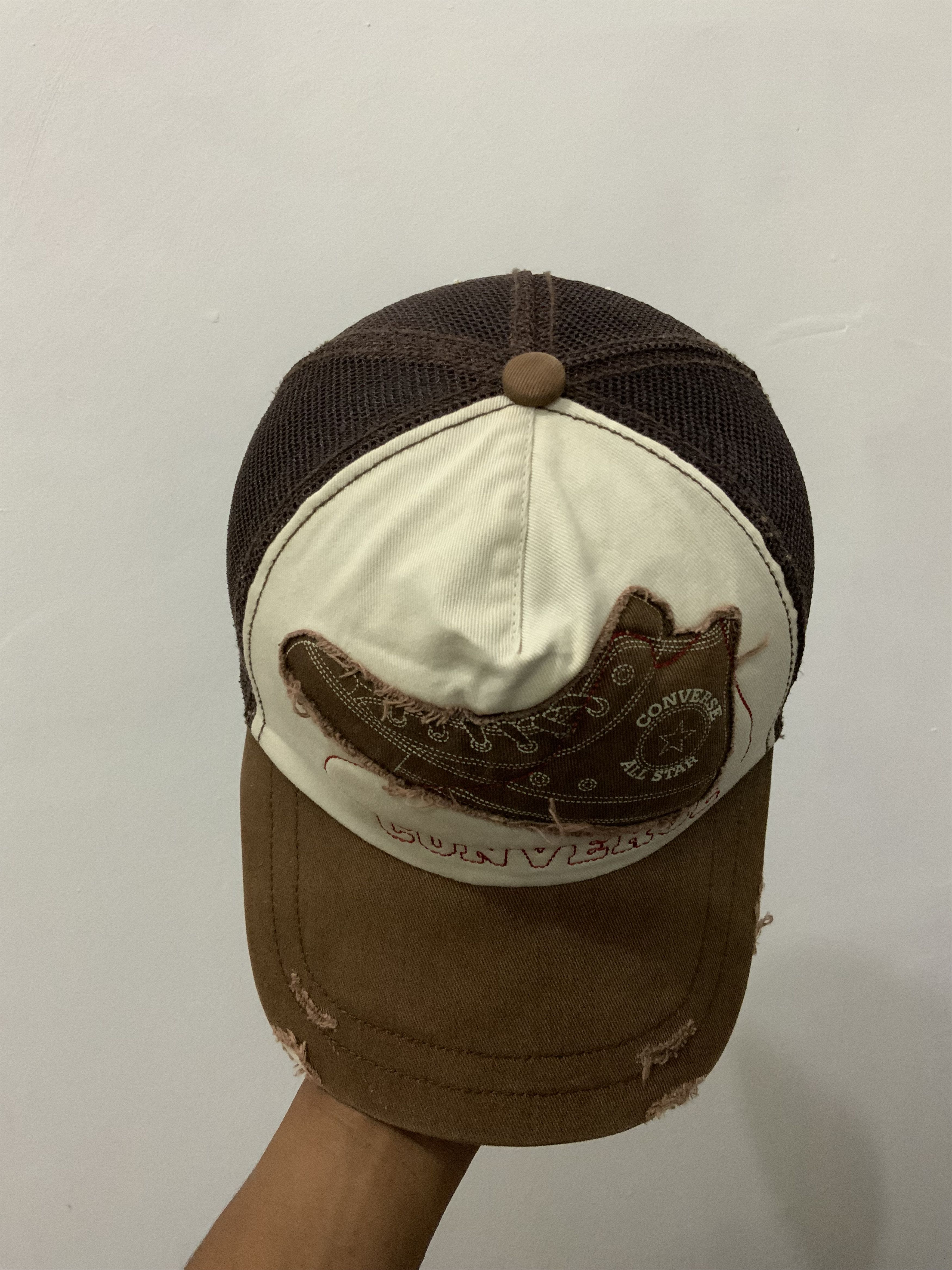 Converse Converse Chuck Taylor Distressed Trucker Hat Size ONE SIZE - 7 Thumbnail