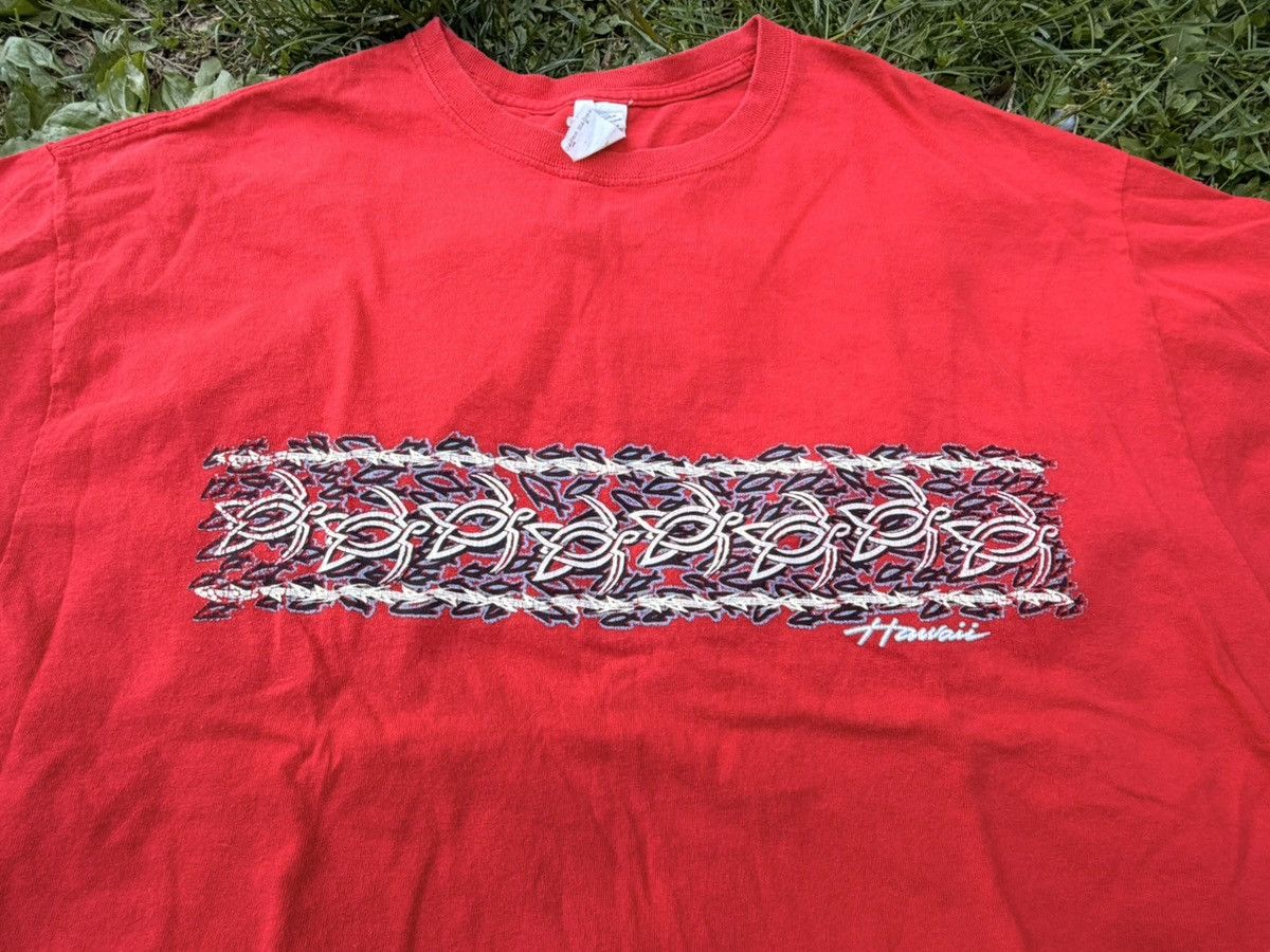 Vintage Y2K Hawaii Turtle Tribal tee Size XL Size US XL / EU 56 / 4 - 2 Thumbnail