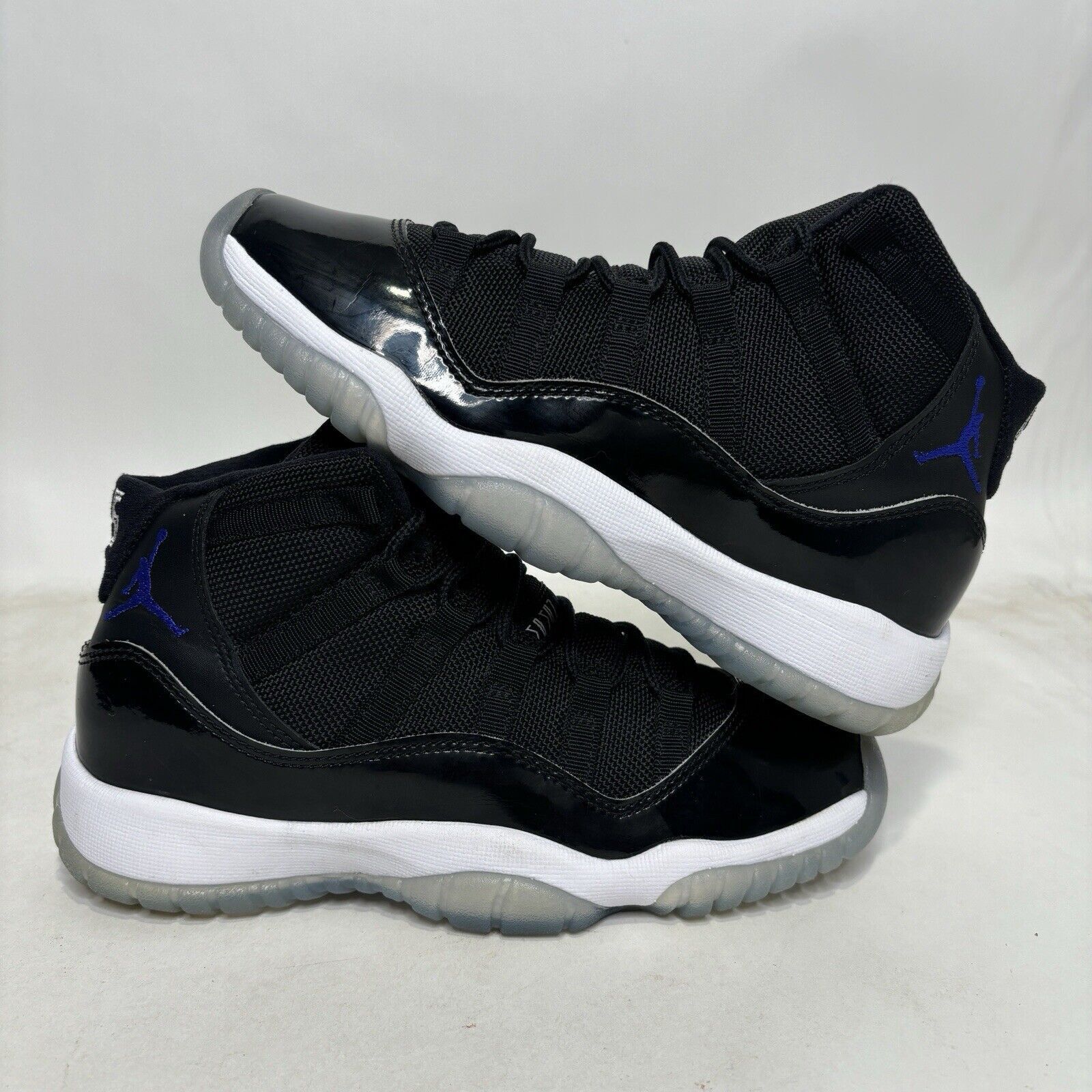 Nike Nike Air Jordan 11 Retro BG “Space Jam” 2016 Size US 5.5 / IT 35.5 - 1 Thumbnail