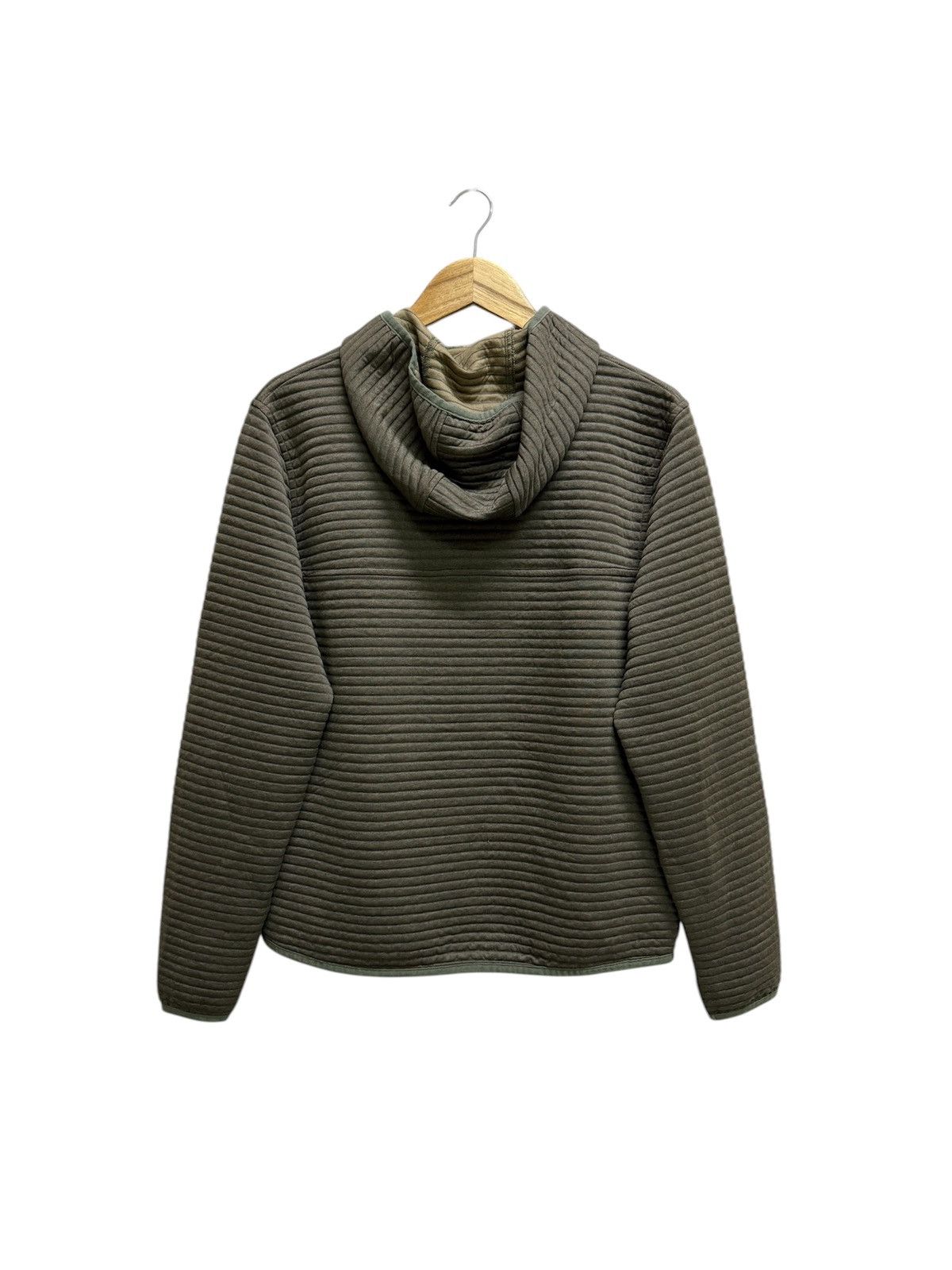 L.L. Bean L.L Bean Slightly Fitted Quilted Zip Up Outdoor Sweater Size US S / EU 44-46 / 1 - 2 Thumbnail