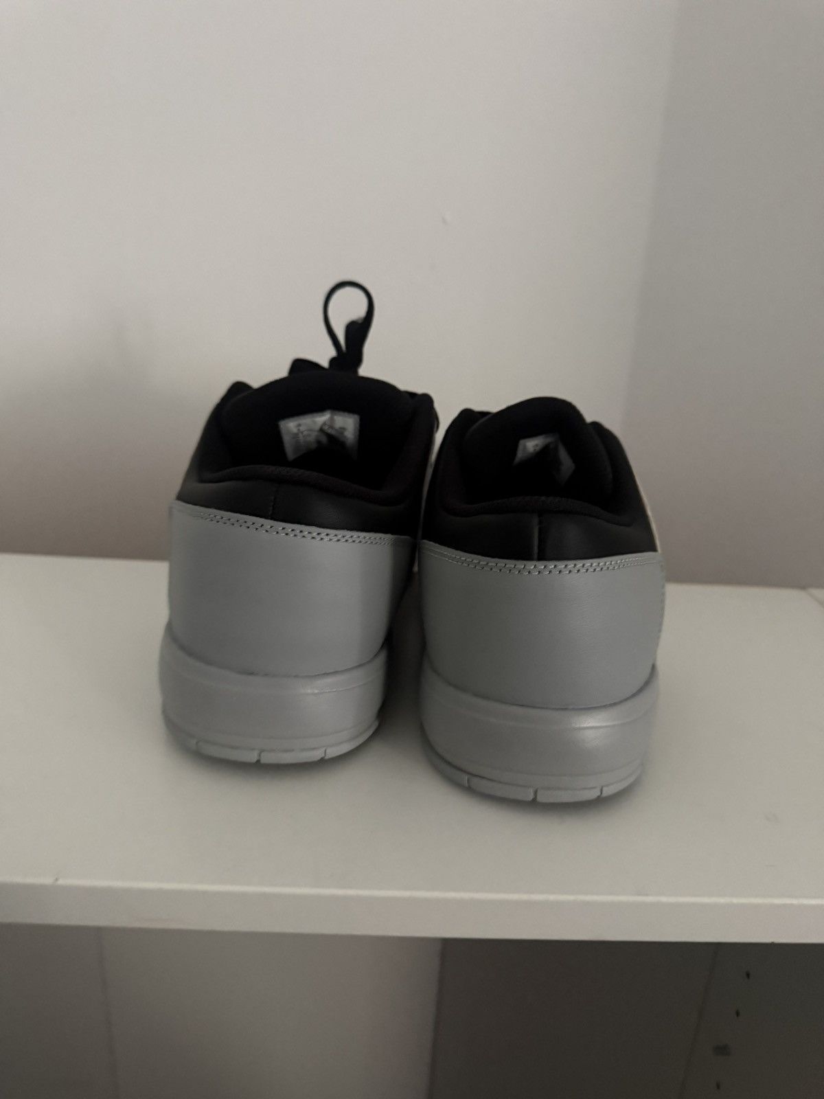 Nike Jordan Nu Retro 1 Low Light Smoke Grey Size US 9 / EU 42 - 5 Thumbnail
