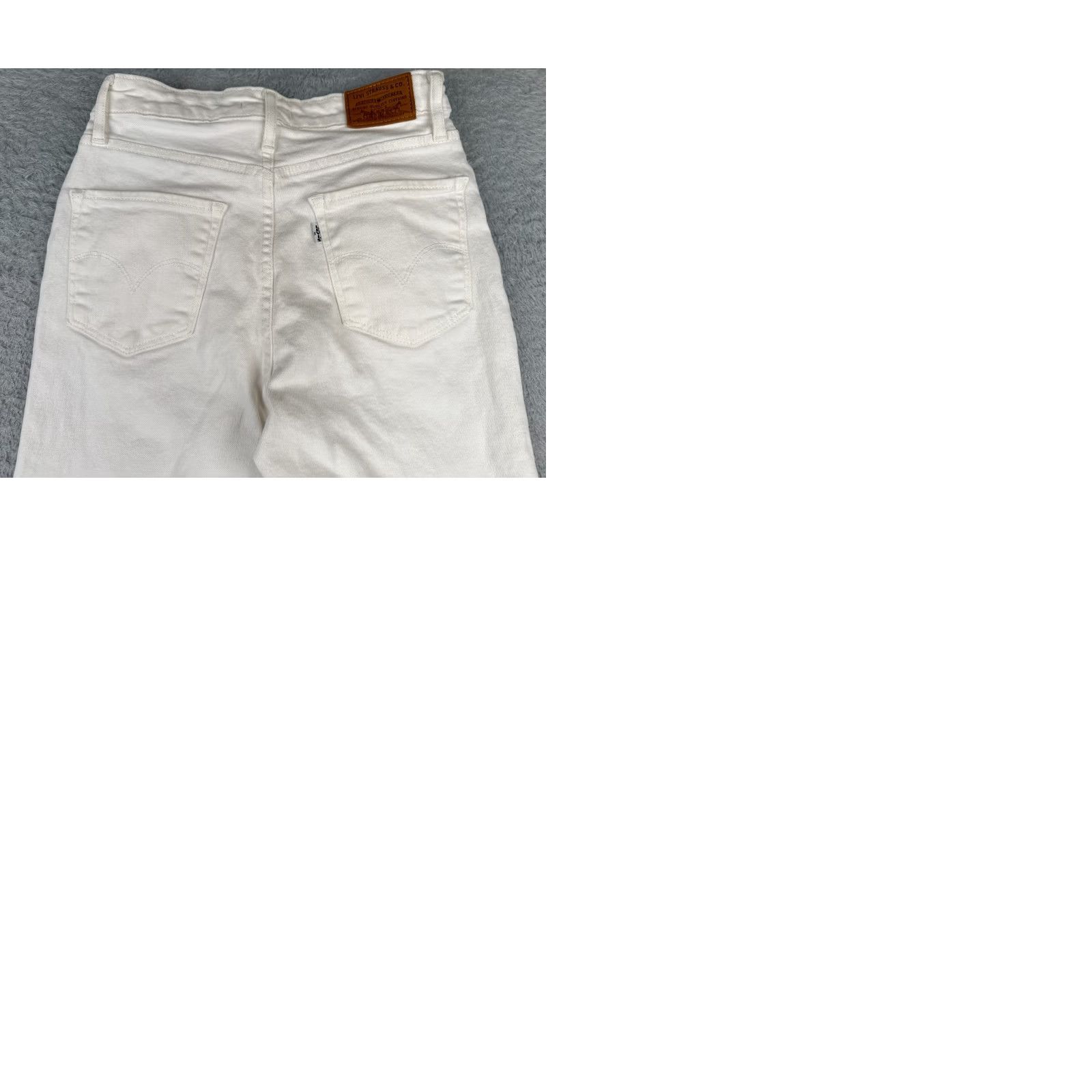 Levi's Levi's Jeans Women 26 White Denim Levi's 700 Series High Rise Skinny 26x30 Cotton Regular Denim Stretch Distressed 5-Pocket Solid Vintage No Size 26" / US 2 / IT 38 - 11 Thumbnail