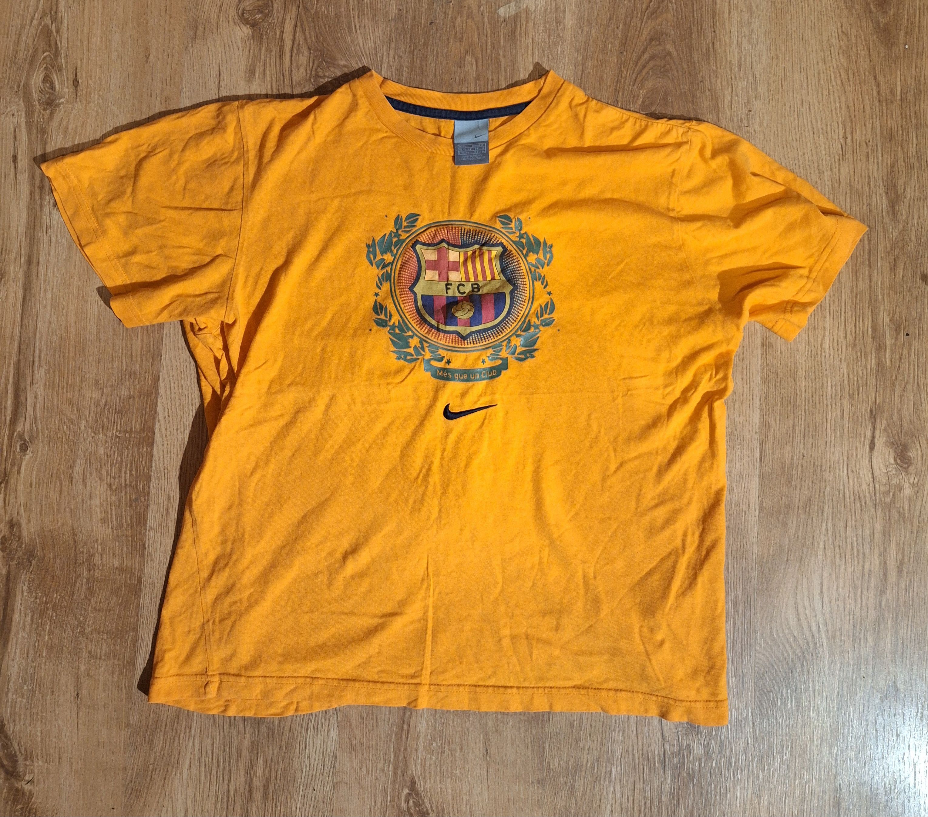 Nike Nike FCB vintage Size US L / EU 52-54 / 3 - 1 Thumbnail