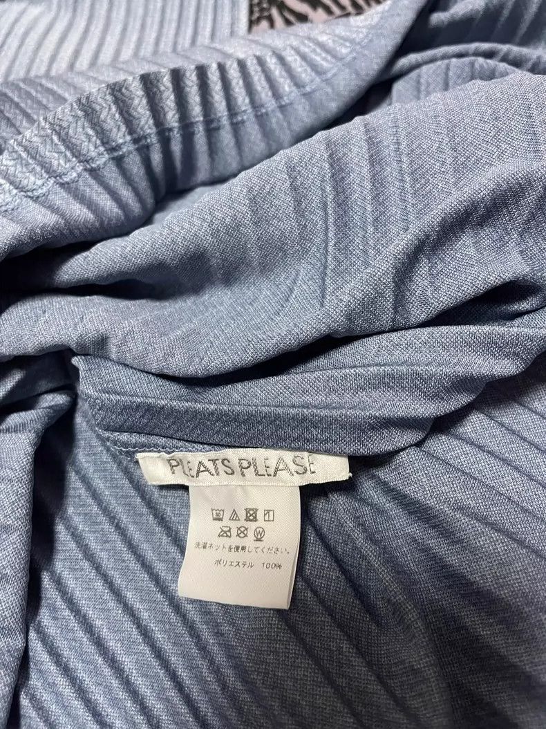 Issey Miyake Issey Miyake Haze blue pleated vest Size L / US 10 / IT 46 - 4 Thumbnail