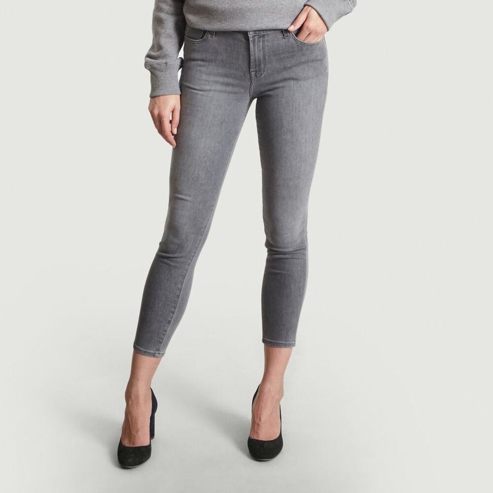 J Brand J Brand 835 Mid Rise Capri Jeans in Intent Size 23 Size 23" - 1 Thumbnail