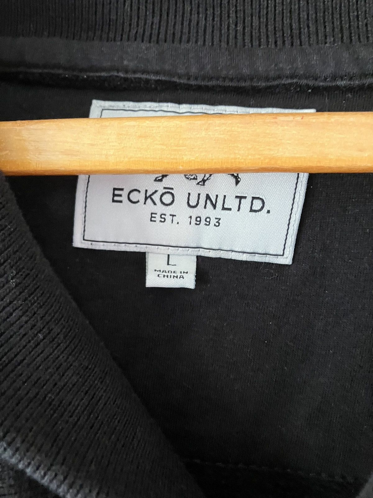 Ecko Unltd. VTG Ecko Unltd Men’s Black and White Cardigan sz L Size US XL / EU 56 / 4 - 3 Thumbnail