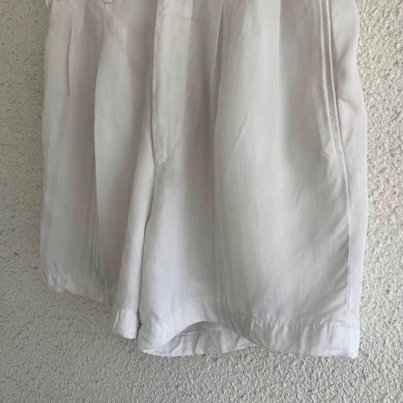 Yohji Yamamoto Yohji Yamamoto size m Black and white silk shorts Size US 28 / EU 44 - 2 Thumbnail