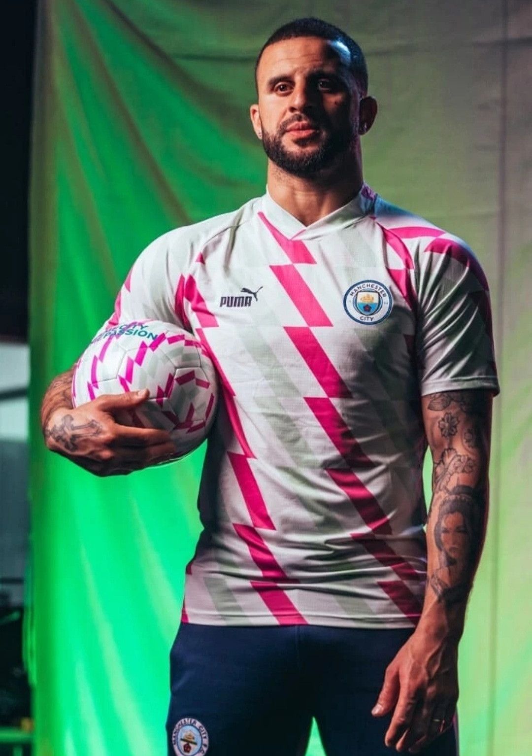 Puma MANCHESTER CITY 2022 2023 PRE-MATCH SOCCER JERSEY PUMA XXL Size US XXL / EU 58 / 5 - 1 Thumbnail