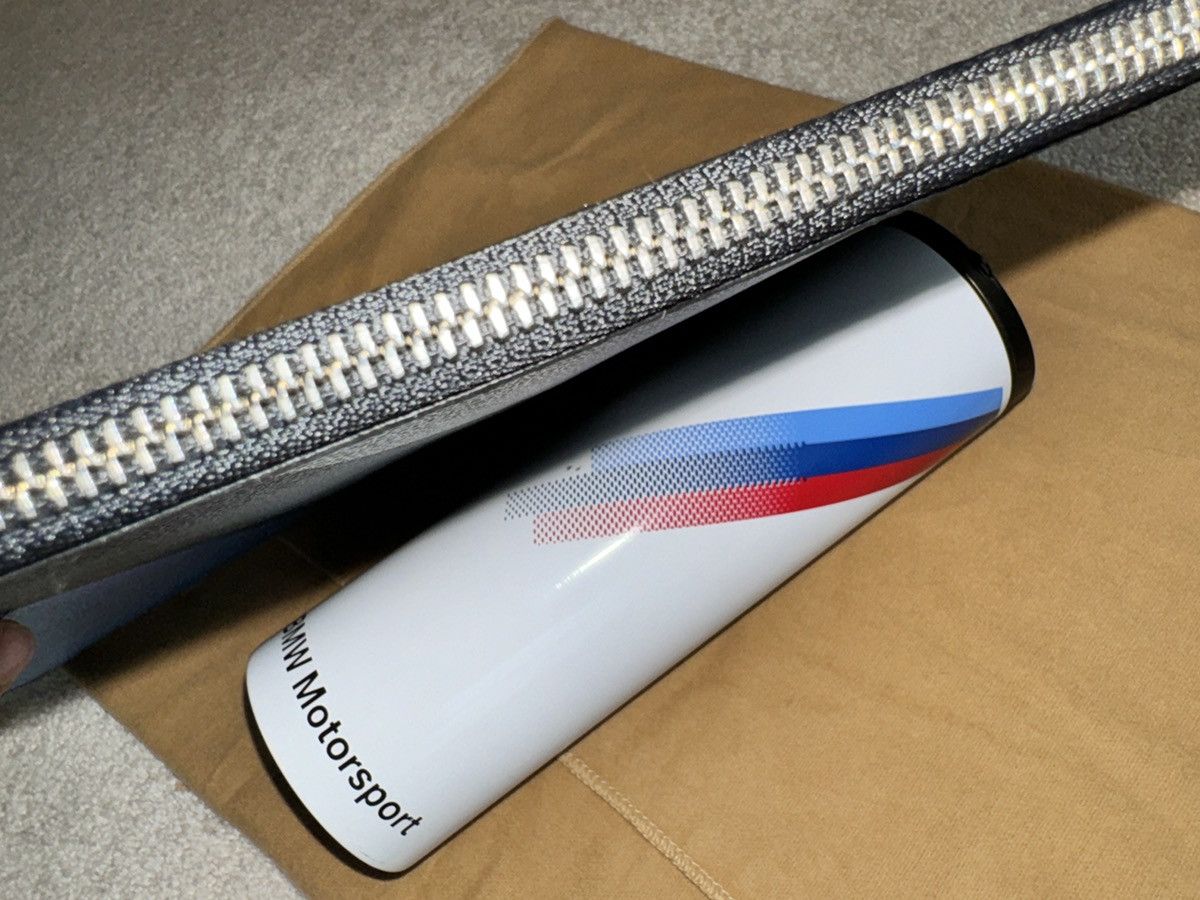 Louis Vuitton LOUIS VUITTON x AMERICA’S CUP CLUTCH BAG *RARE* Size ONE SIZE - 9 Thumbnail