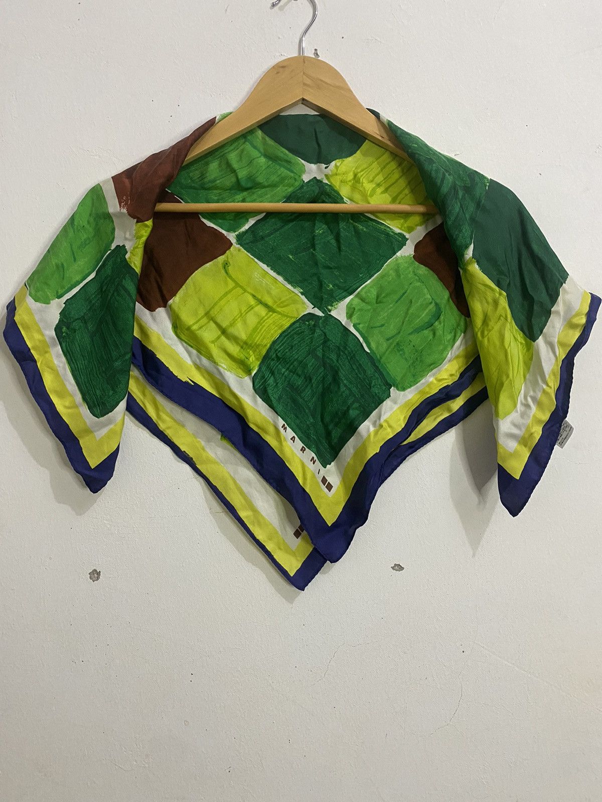 Marni × Uniqlo 🔥Rare🔥Uniqlo Marni Silk Furoshiki Womens Scarf 53 Green Size ONE SIZE - 2 Thumbnail
