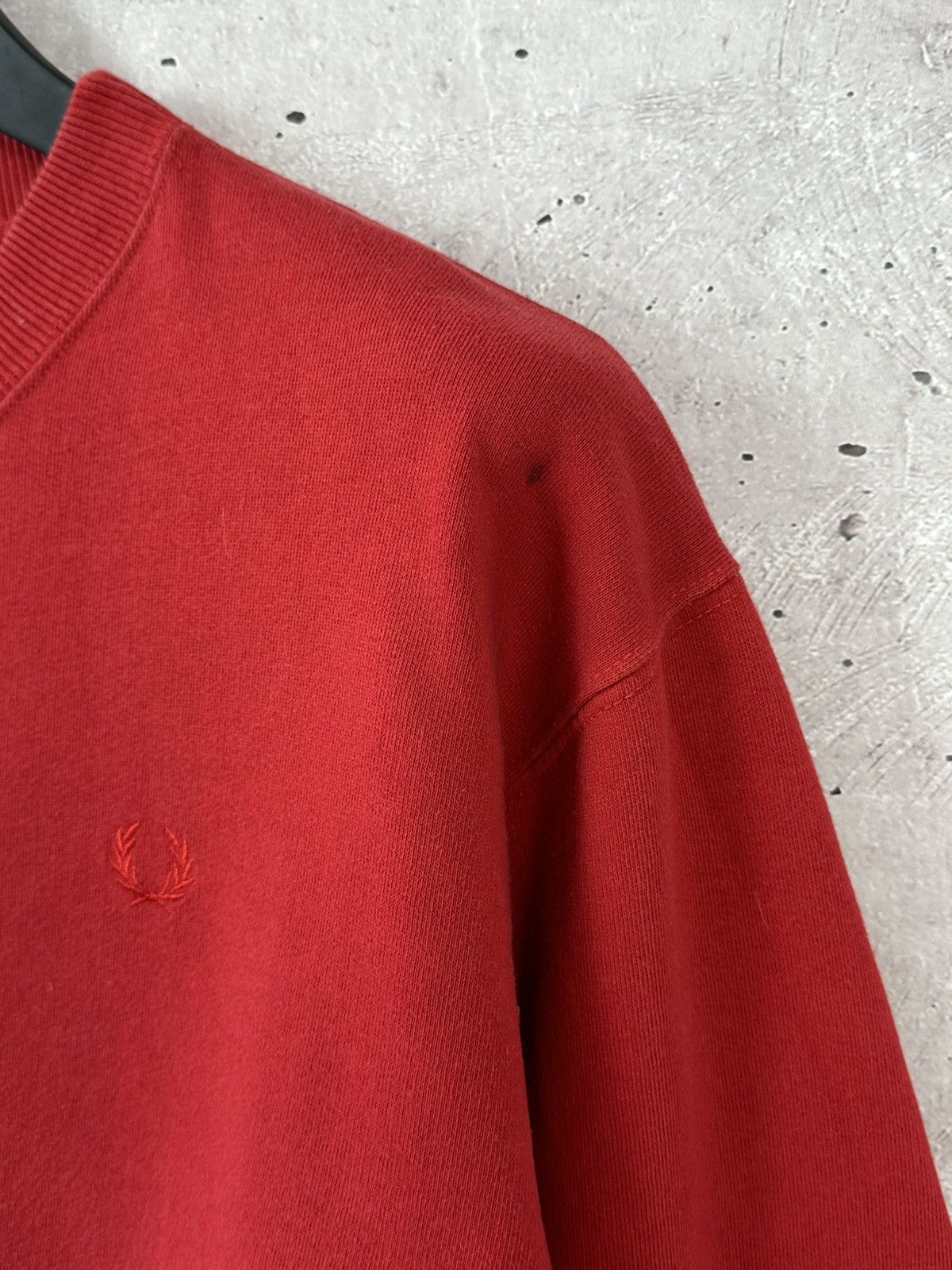 Fred Perry Fred Perry Vintage Red Logo Crew Neck Cotton Sweatshirt Size US XL / EU 56 / 4 - 7 Thumbnail