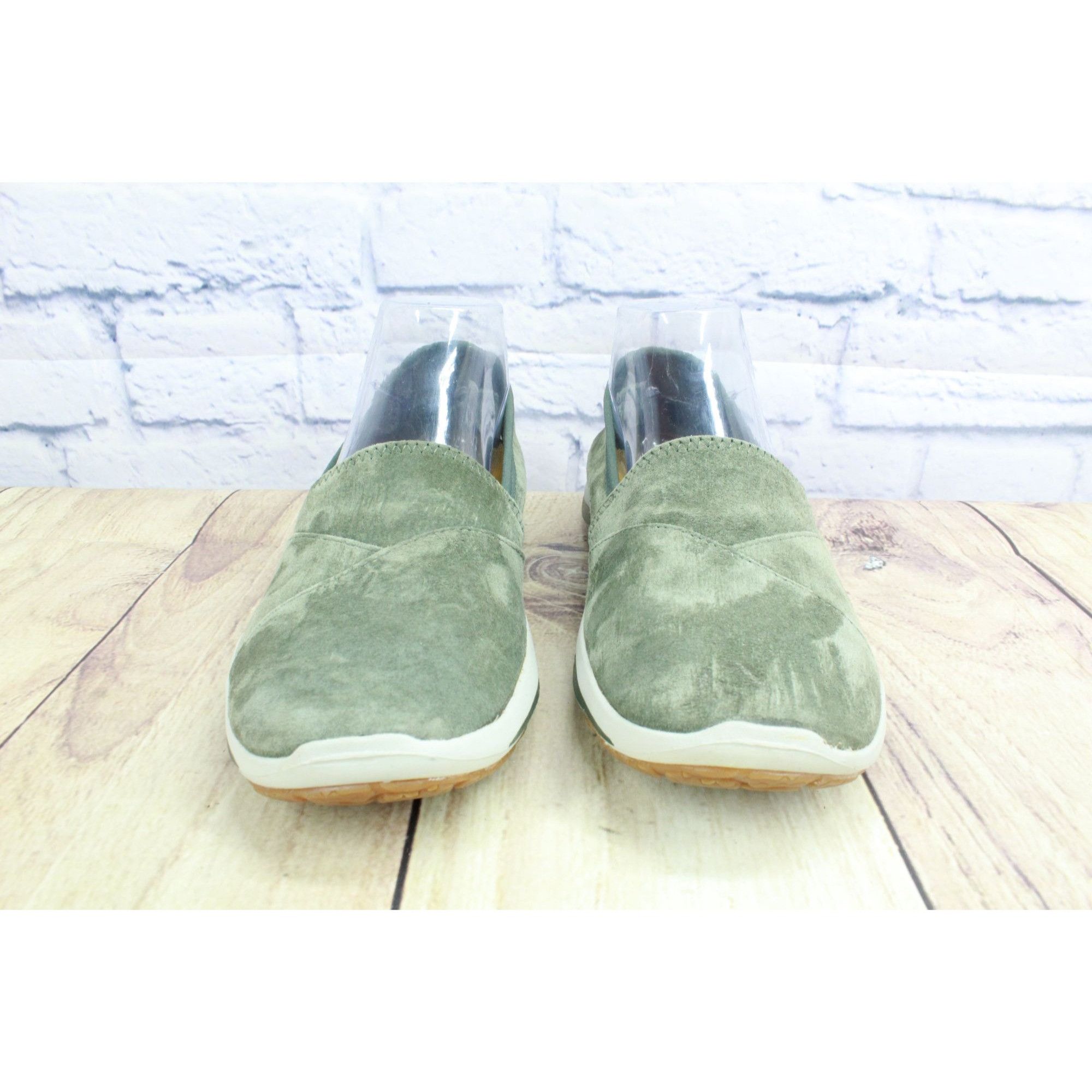 L.L. Bean LL Bean Back Cove Green Nubuck Slip-On Flats Size US 7 / IT 37 - 4 Thumbnail
