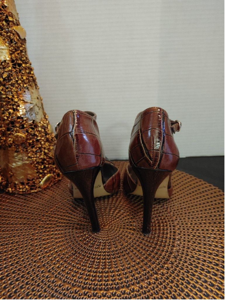 White House Black Market White House Black Market Heels Size 7M Size US 7 / IT 37 - 5 Thumbnail