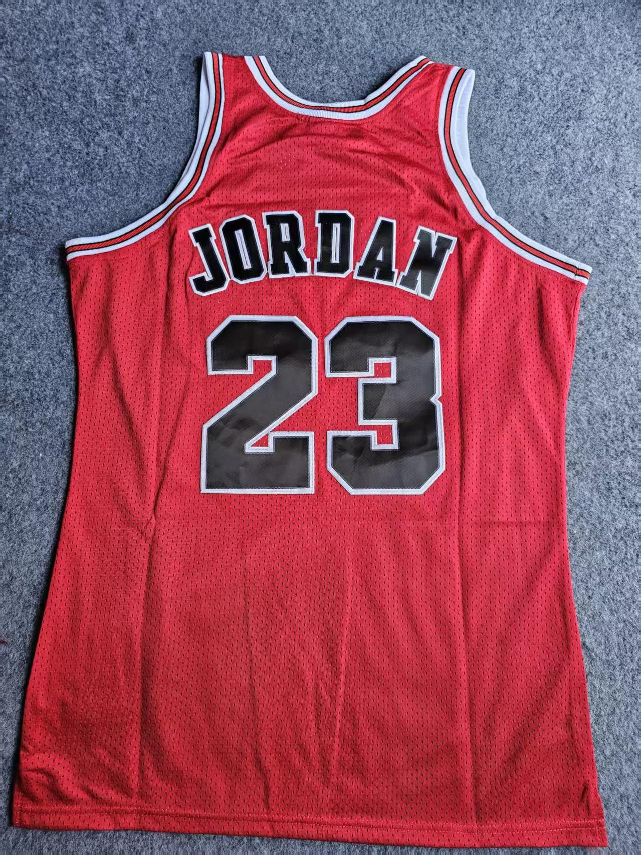 1997 98 Chicago Bulls 23 Michael Jordan Jersey