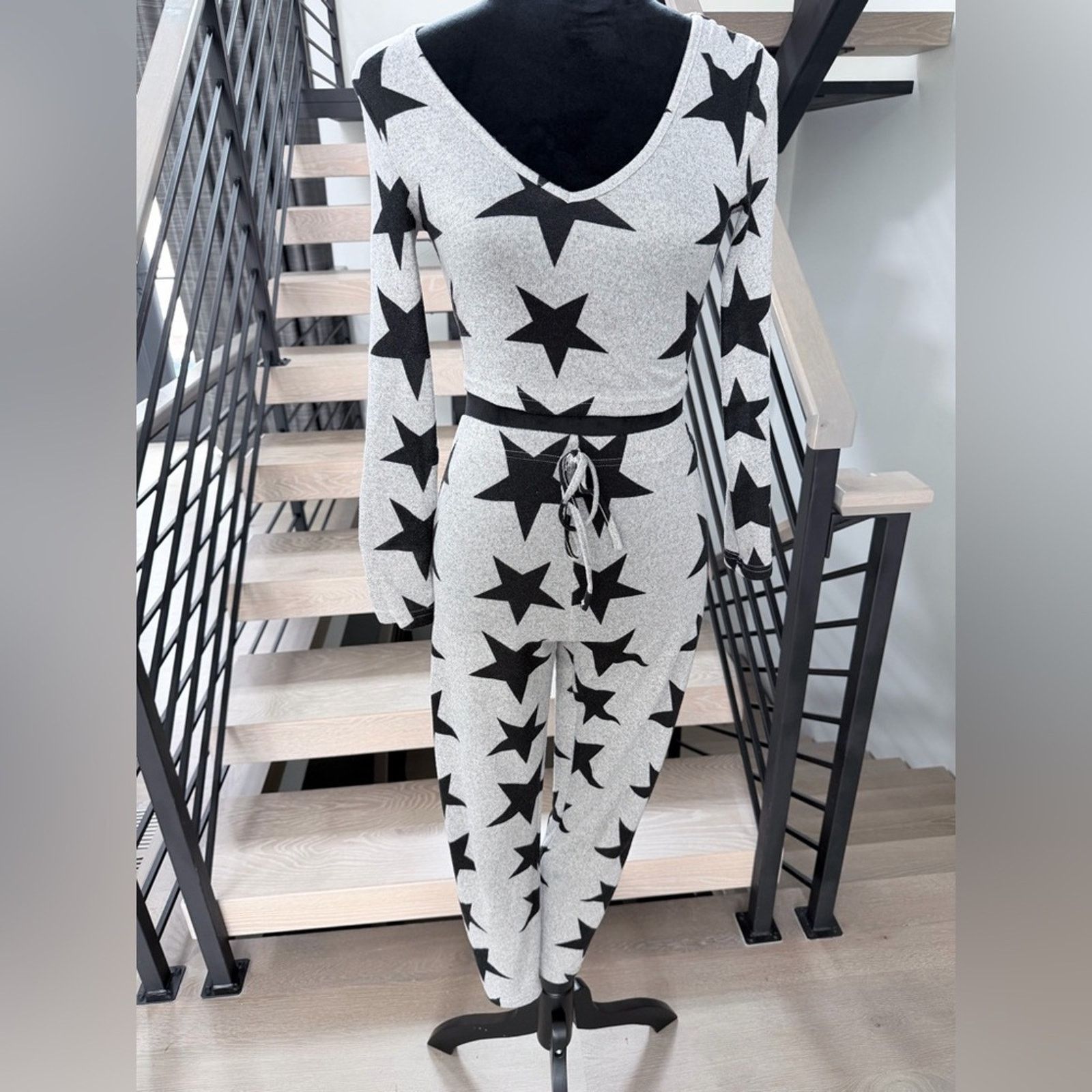 Other New Y2K Grey Black Star Patterned Matching piece w Leggings Size 26" / US 2 / IT 38 - 1 Thumbnail