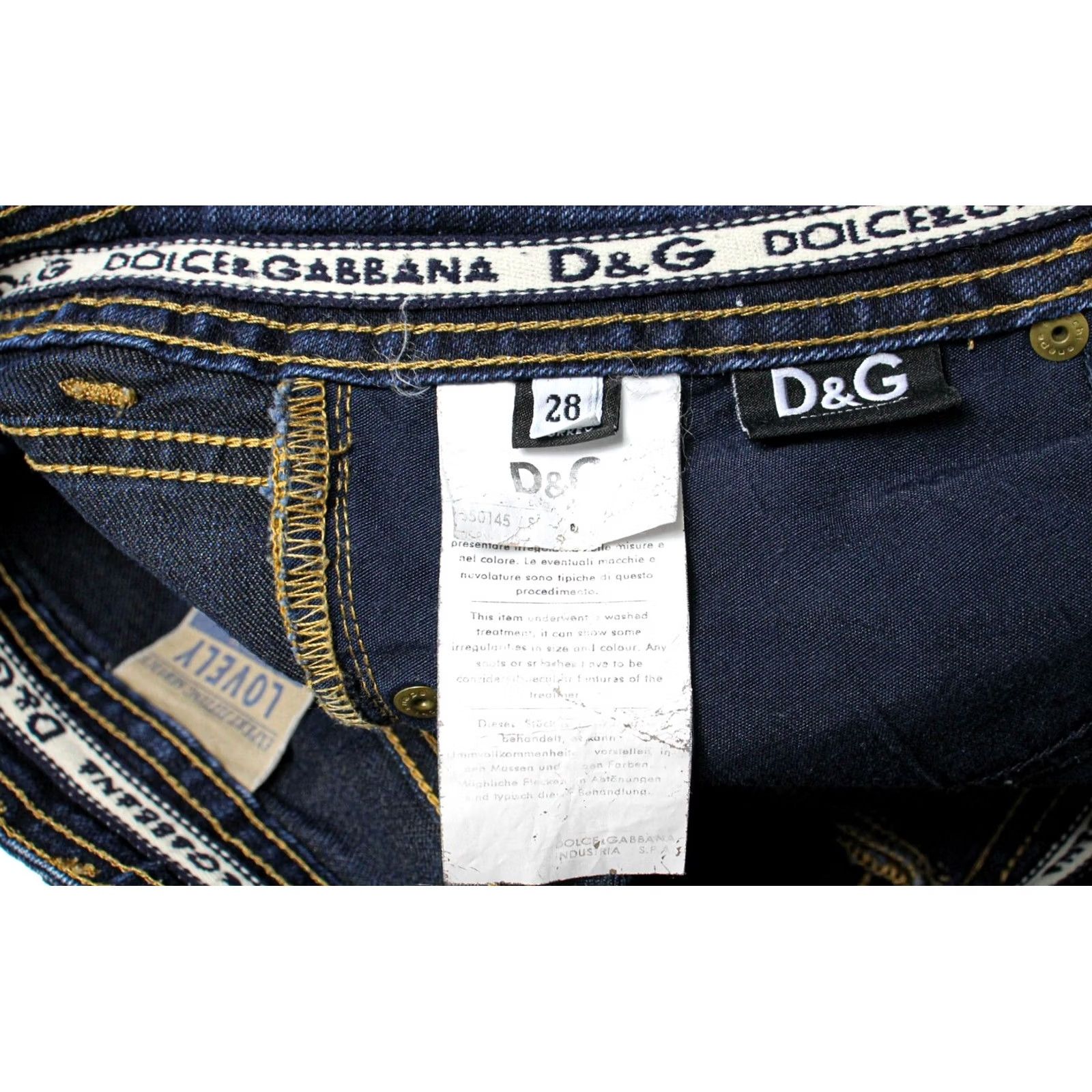 Dolce & Gabbana DOLCE & GABBANA Low Rise Regular Fit Jeans Women's W28 Whiskers Faded Denim Size 28" / US 6 / IT 42 - 5 Thumbnail