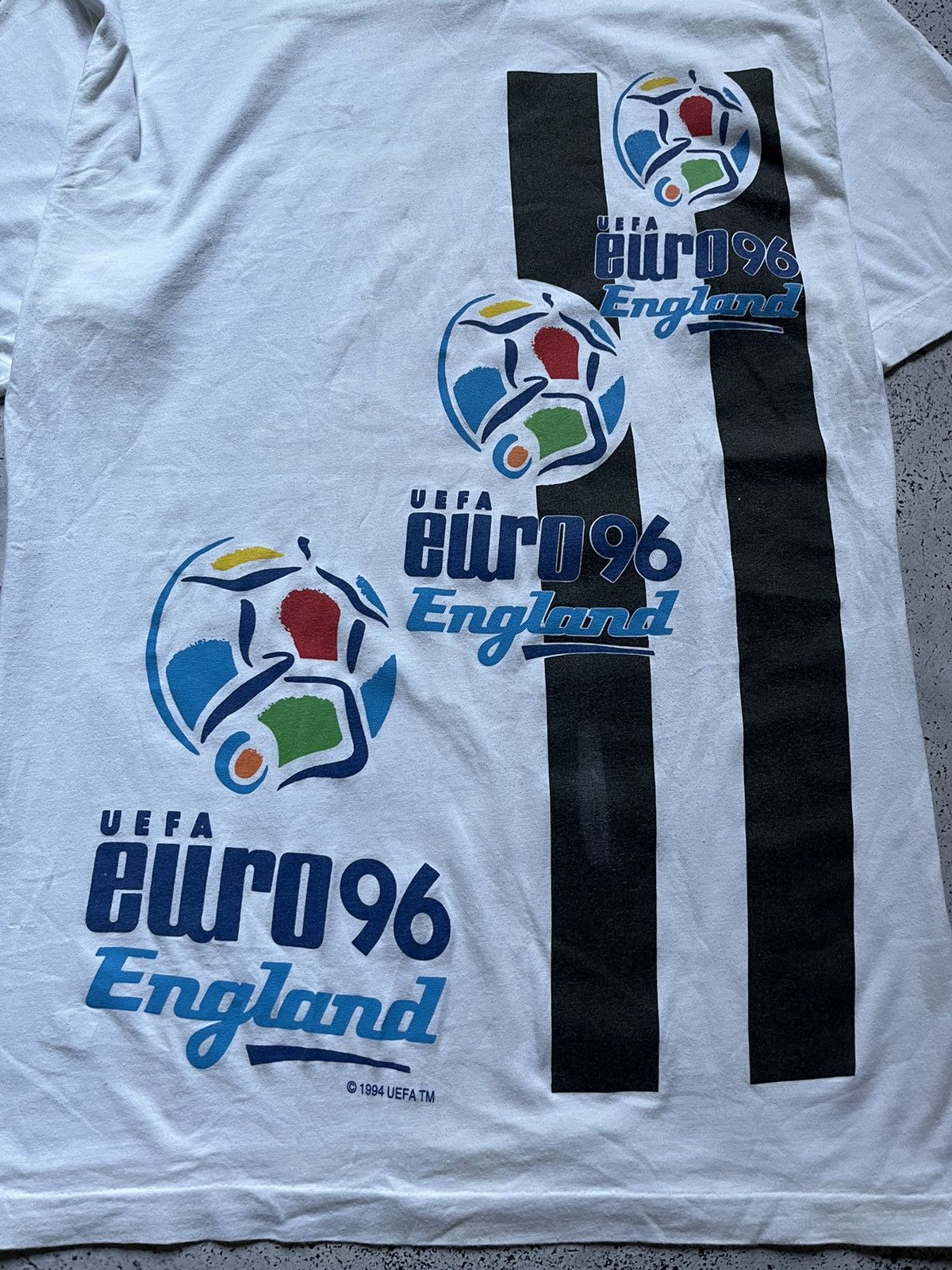 Vintage RARE 1994 Adidas Uefa Euro England 96 Big Logo T-shirt Y2K Size US L / EU 52-54 / 3 - 2 Thumbnail
