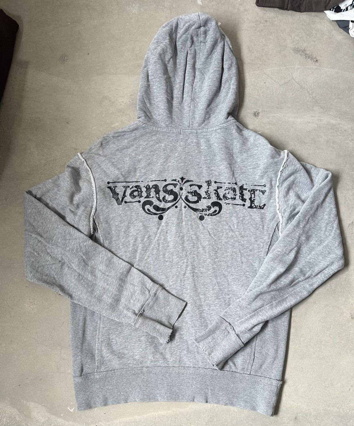 Vans VINTAGE VANS SKATE HOODIE Size US L / EU 52-54 / 3 - 1 Thumbnail