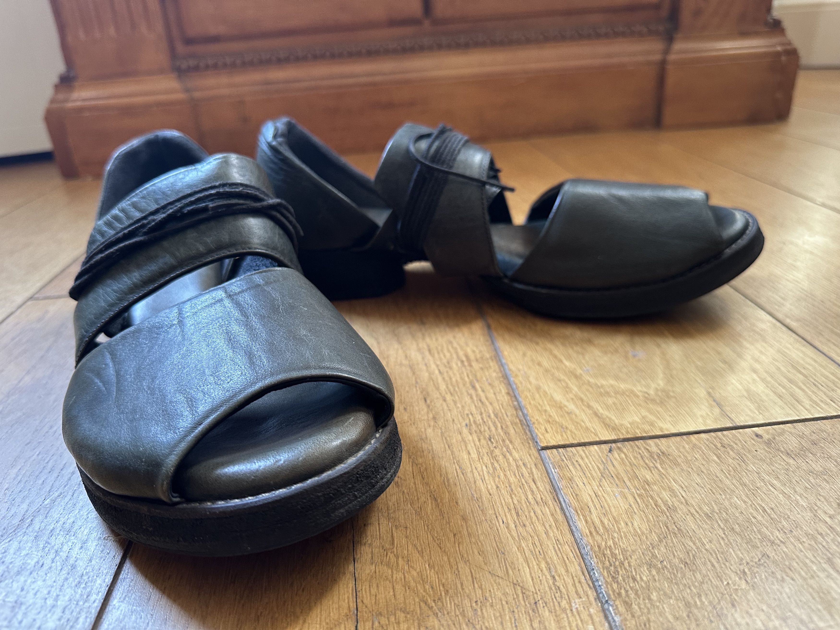 Devoa Guidi Olive Sandals Fits JP 42 Fits US 9-8.5 Size US 9 / EU 42 - 4 Thumbnail