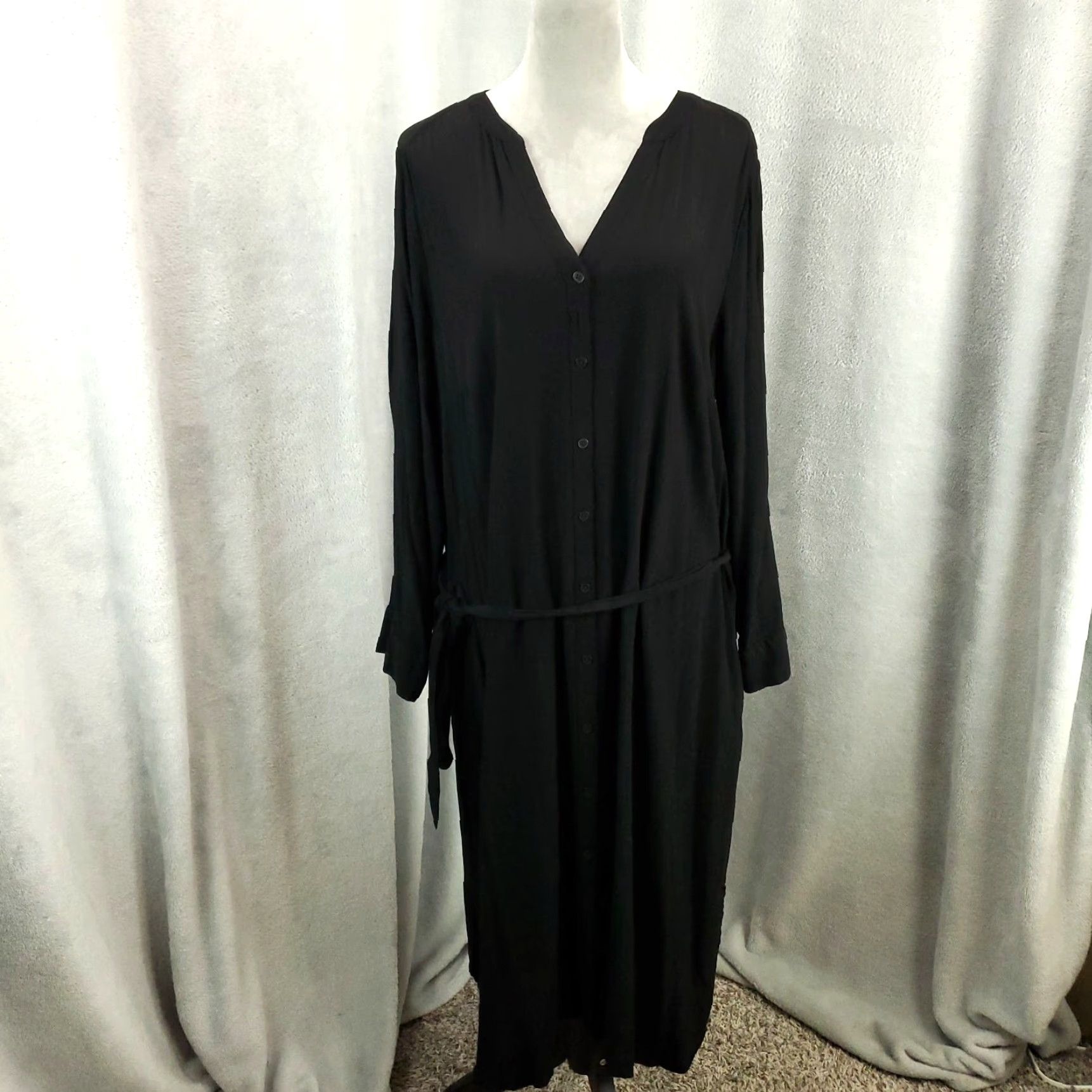 Vintage Terra & Sky Dress Shirt Dress Womens 14W Belted Midi Black V-Neck Long Sleeve Button Front 14W Adult Women Size XL / US 12-14 / IT 48-50 - 2 Thumbnail