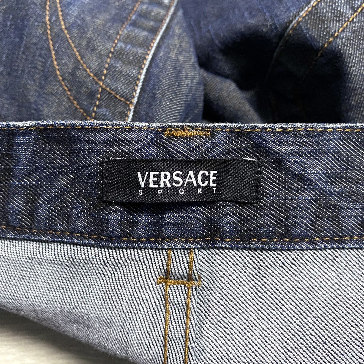 Versace Vintage Gianni Versace Sport Straight Cotton Navy Jean Denim Size US 34 / EU 50 - 19 Thumbnail