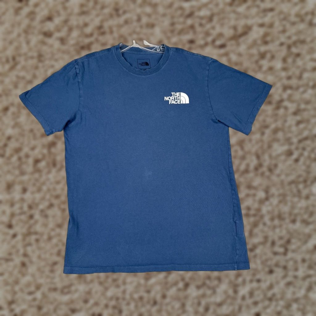 The North Face The North Face Men's Shirt Medium Blue Cotton Short Sleeve Crew Neck Logo Outdoor Size US M / EU 48-50 / 2 - 1 Thumbnail