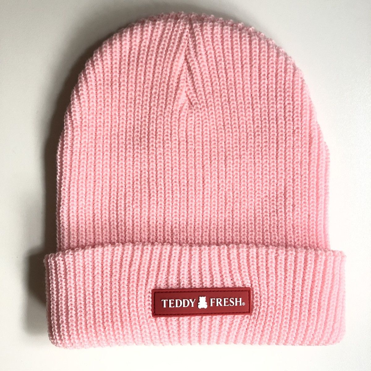 CLASSIC RUBBER PATCH BEANIE PINK
