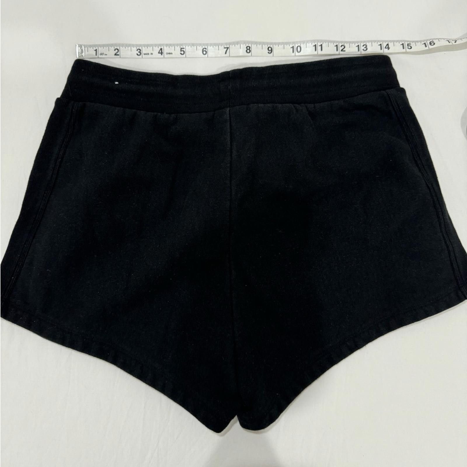 Designer Victoria’s Secret PINK Black Lined Sweat Short- Size Medium Size 32" / US 10 / IT 46 - 2 Thumbnail