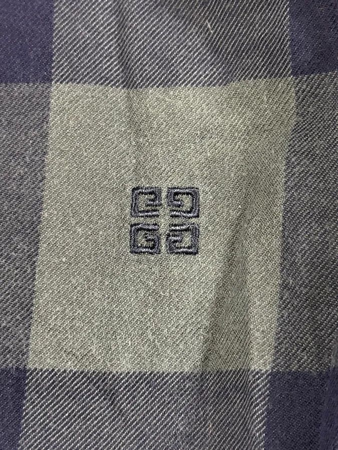 Givenchy Givenchy Grey & Navy Checkered Shirt Size US S / EU 44-46 / 1 - 8 Thumbnail