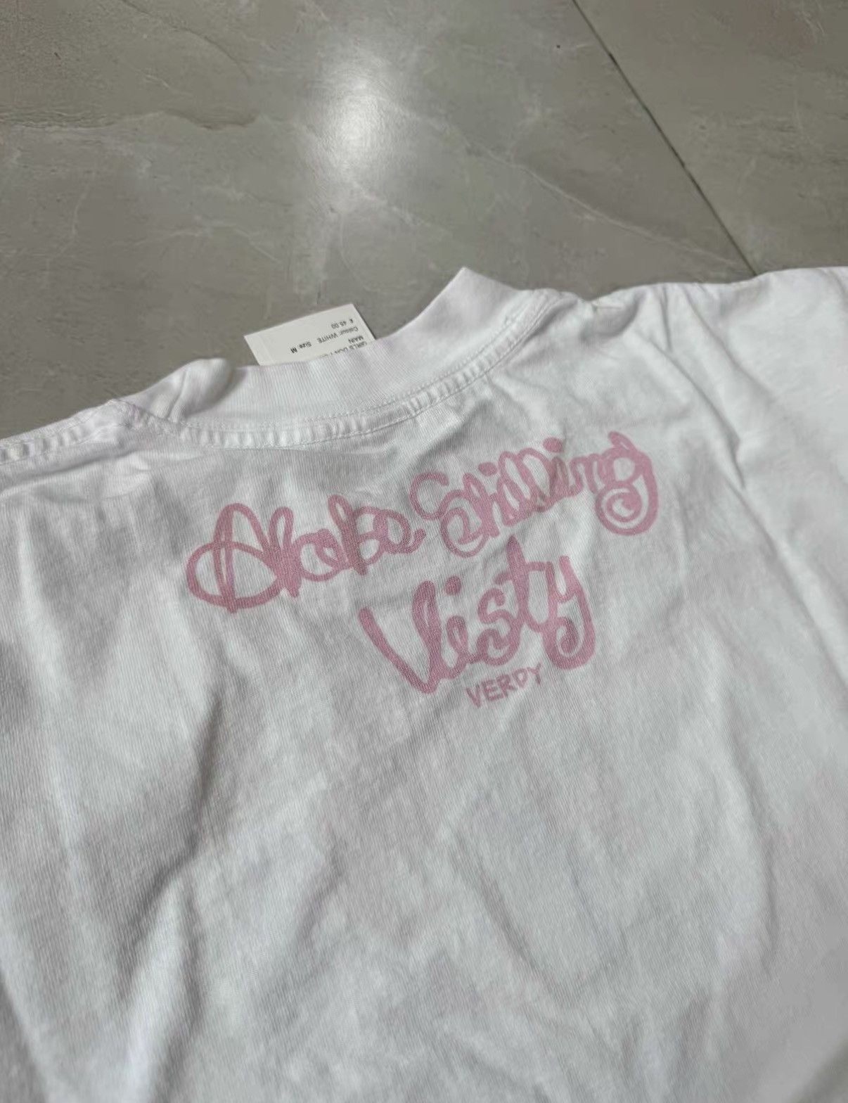 Verdy verdy x alake shilling limited short sleeve t-shirt J34 Size US M / EU 48-50 / 2 - 5 Thumbnail