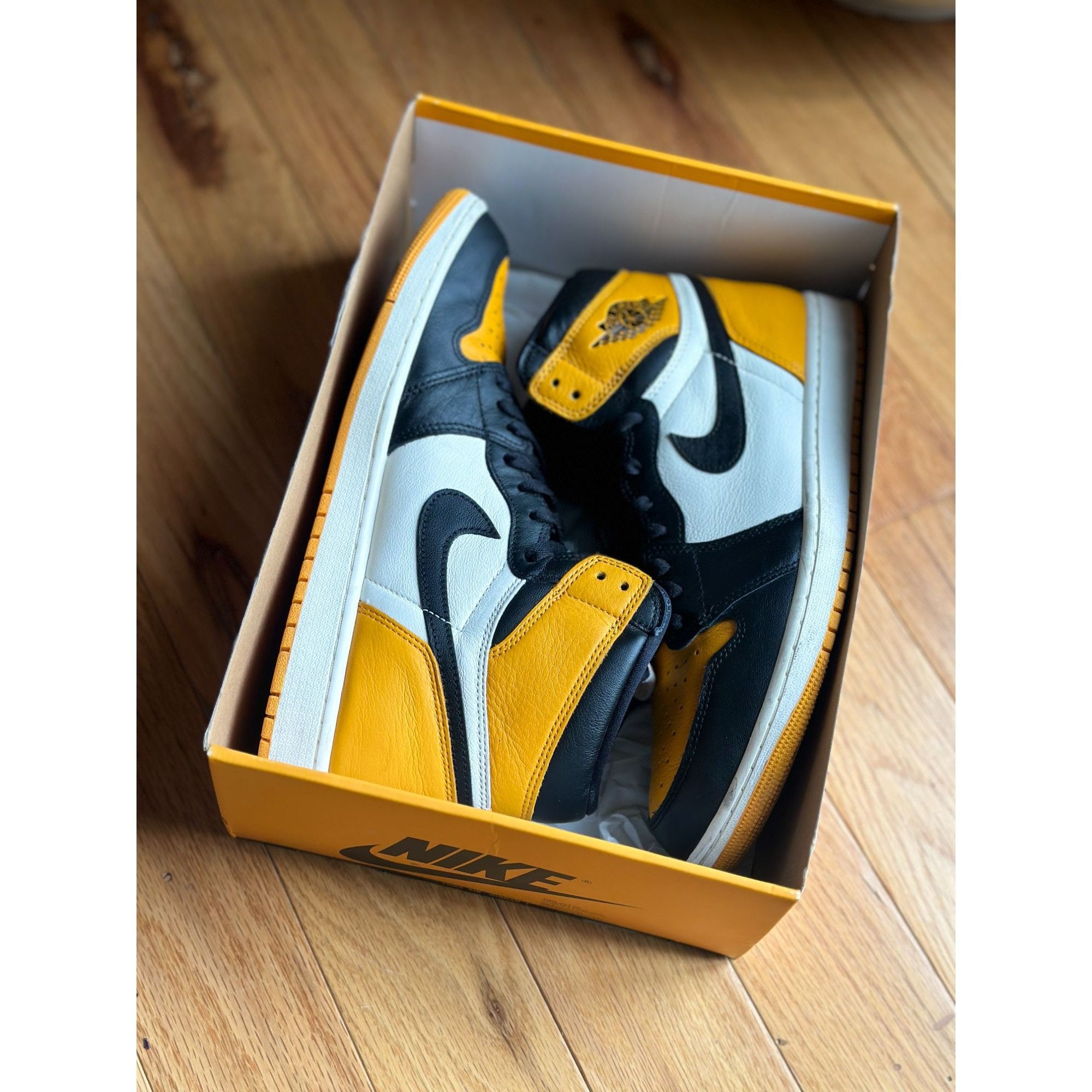 Nike 555088 711 NIKE AIR JORDAN 1 “TAXI YELLOW TOE” RETRO HIGH OG Size US 11.5 / EU 44-45 - 9 Thumbnail