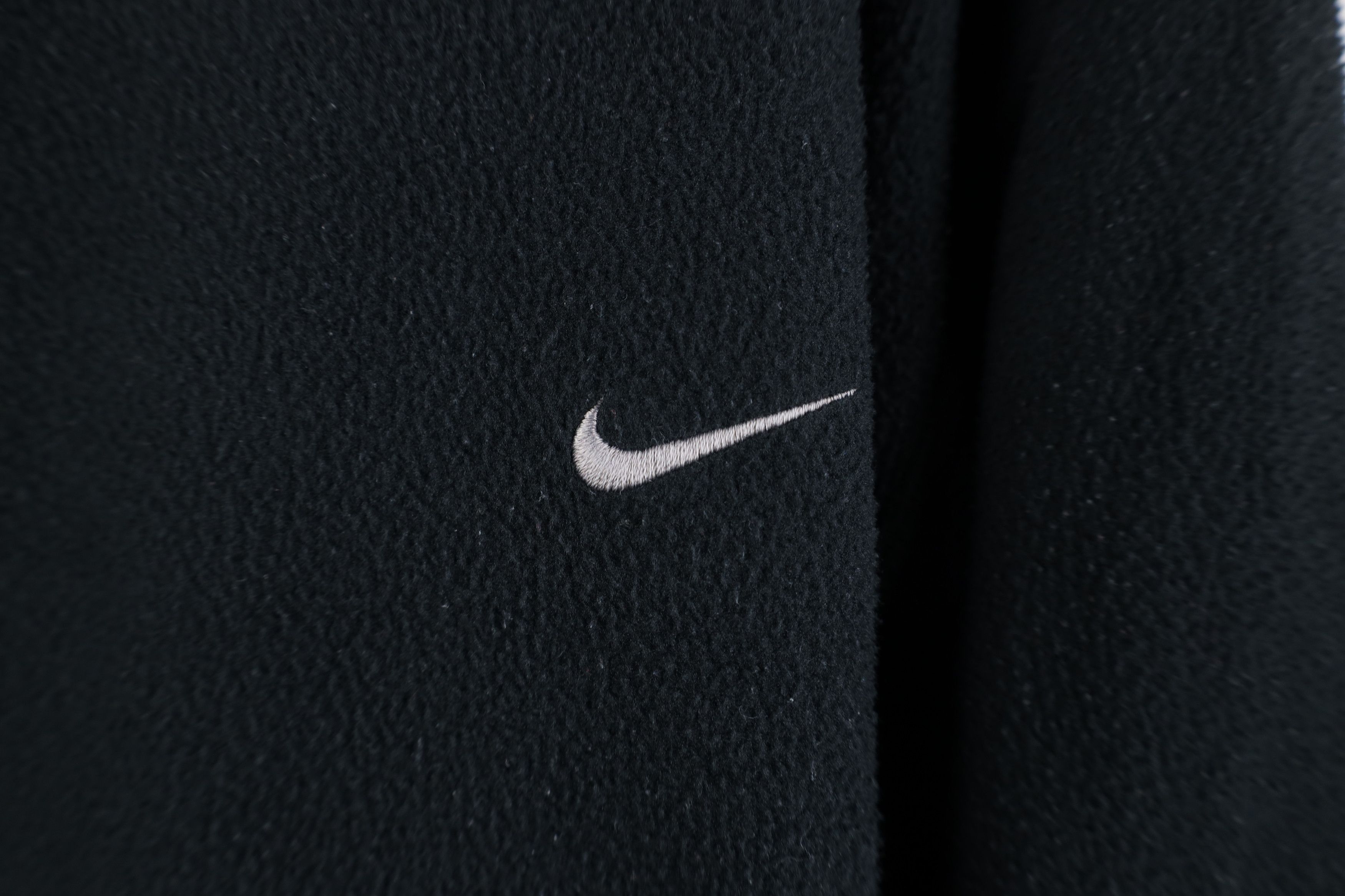 Nike Vintage Nike Travis Scott Mini Swoosh Fleece Sweater Black Size US L / EU 52-54 / 3 - 4 Thumbnail